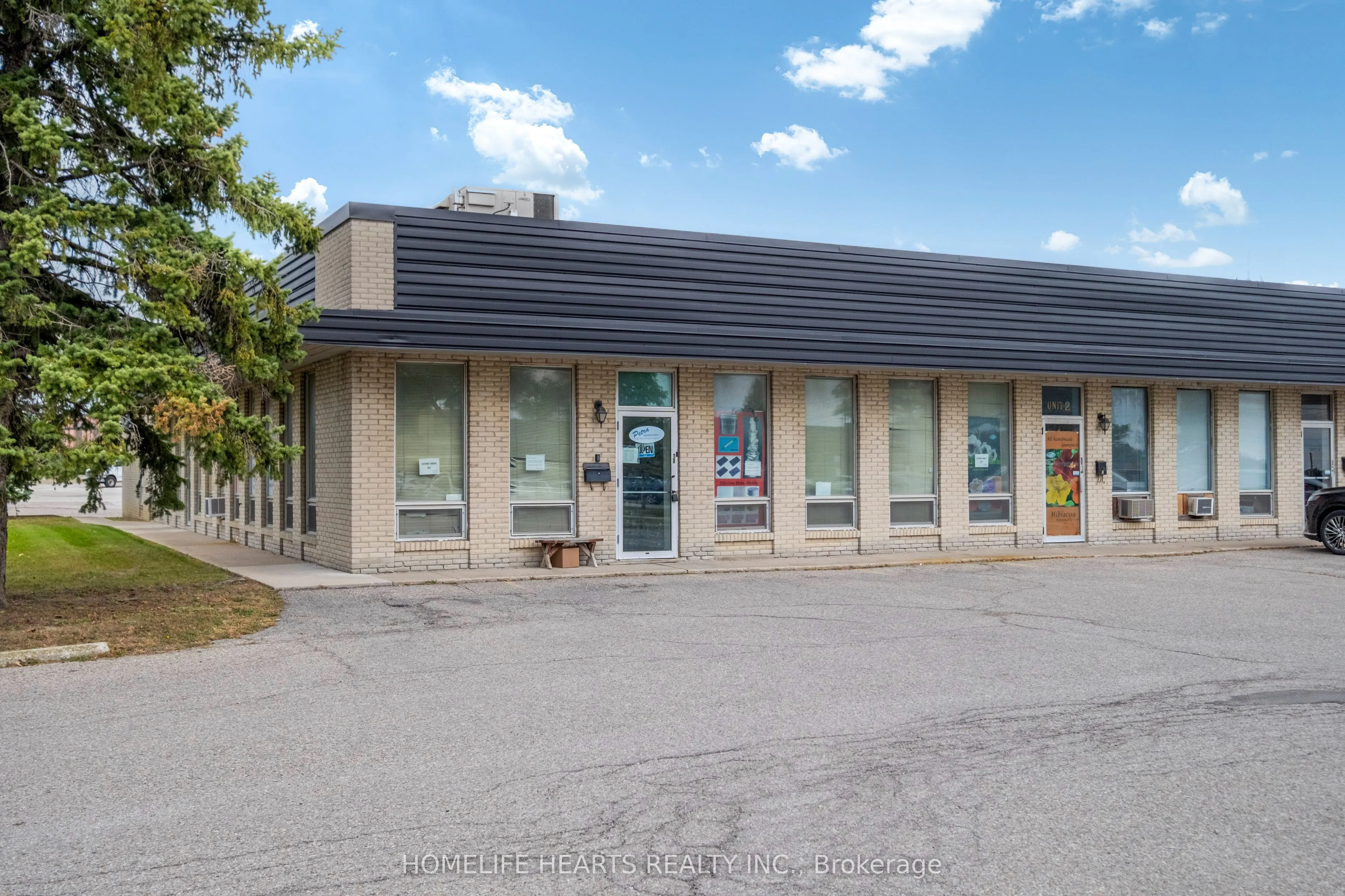 1260 Fewster Drive #1