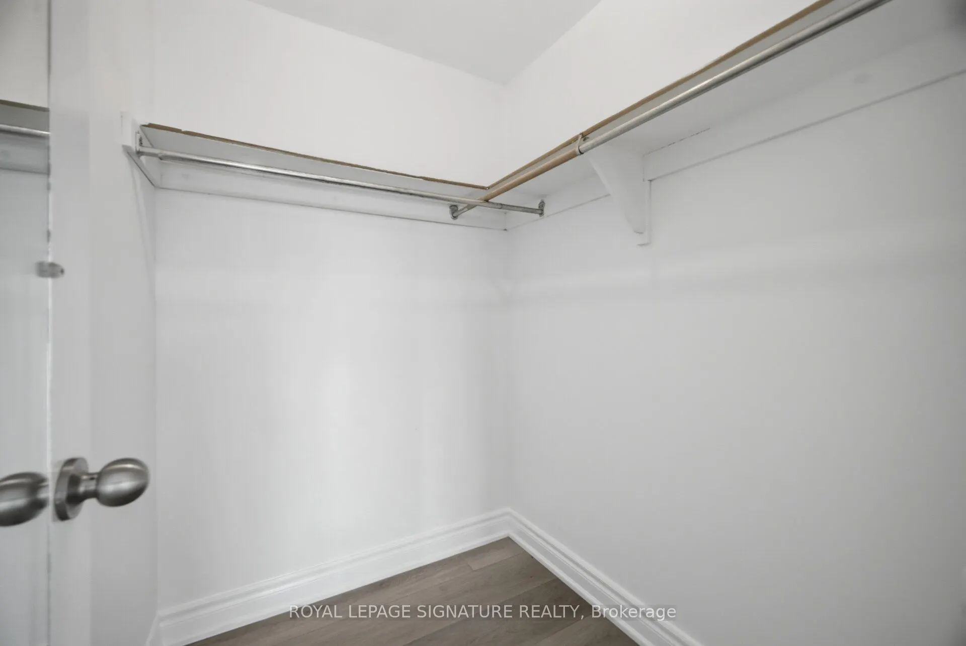 1580 Mississauga Valley Boulevard #906
