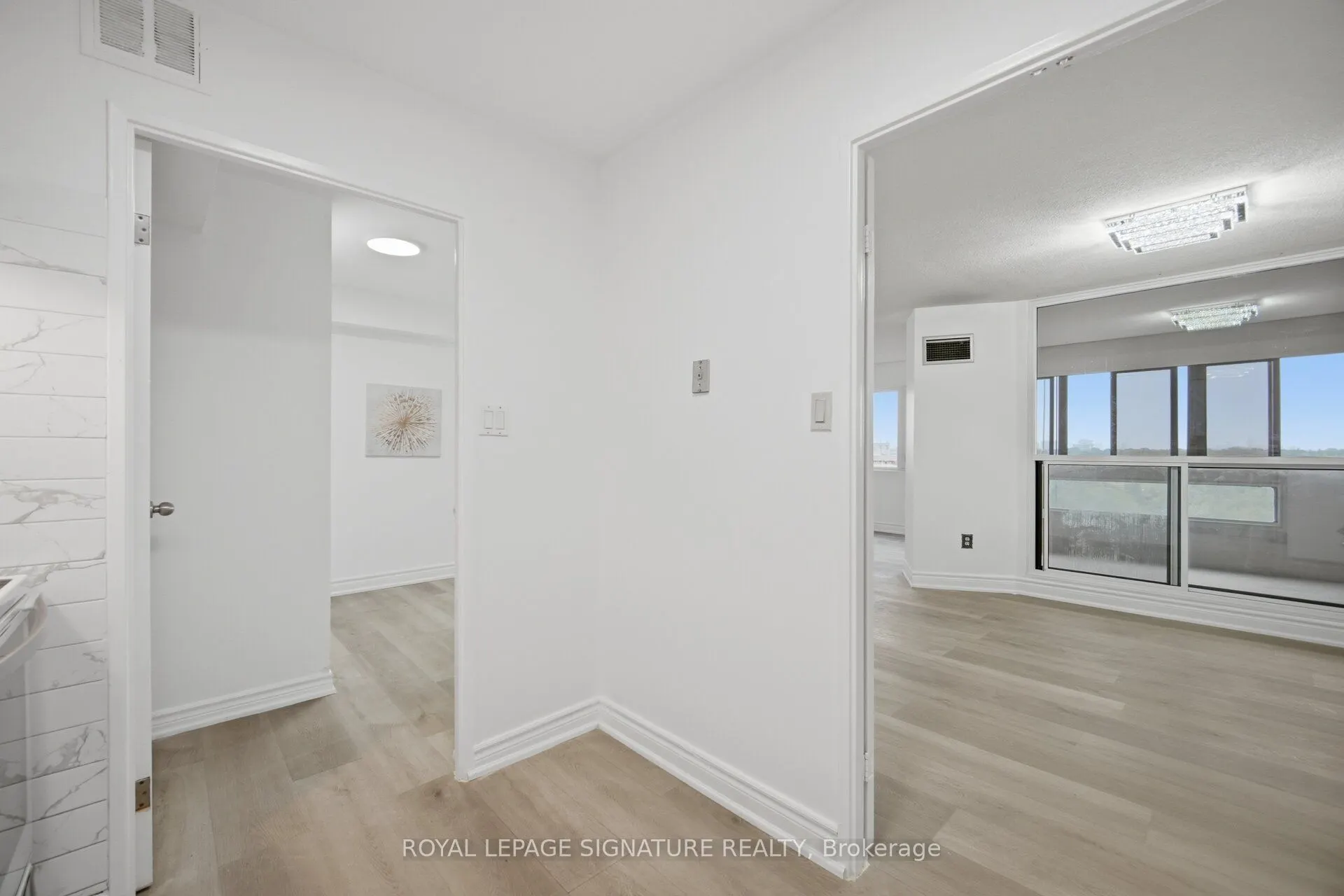 1580 Mississauga Valley Boulevard #906