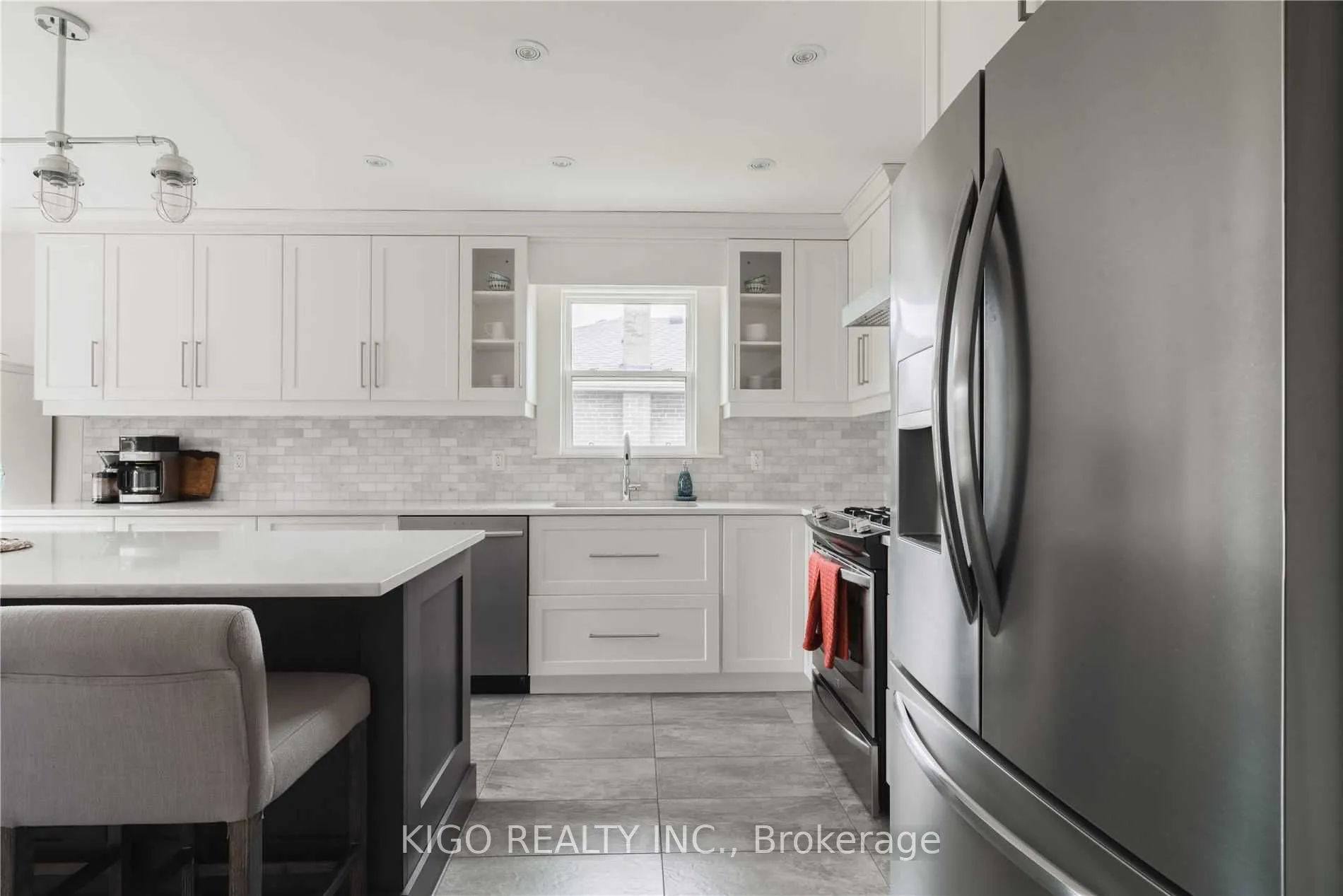1227 HOMEWOOD Drive #Upper