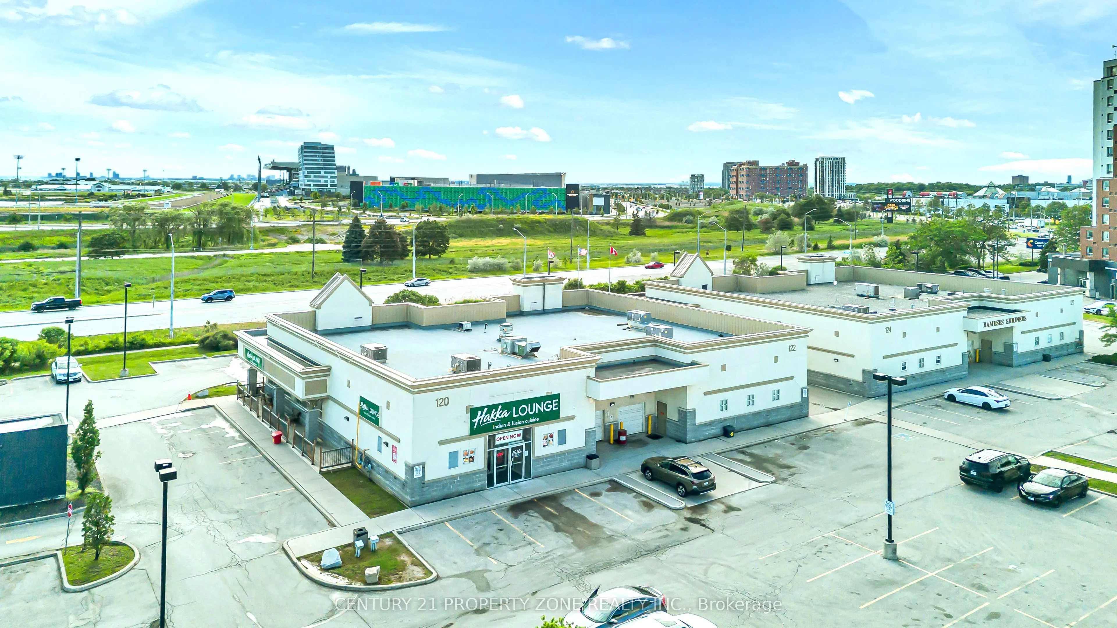 120 Queen Plate Drive #12