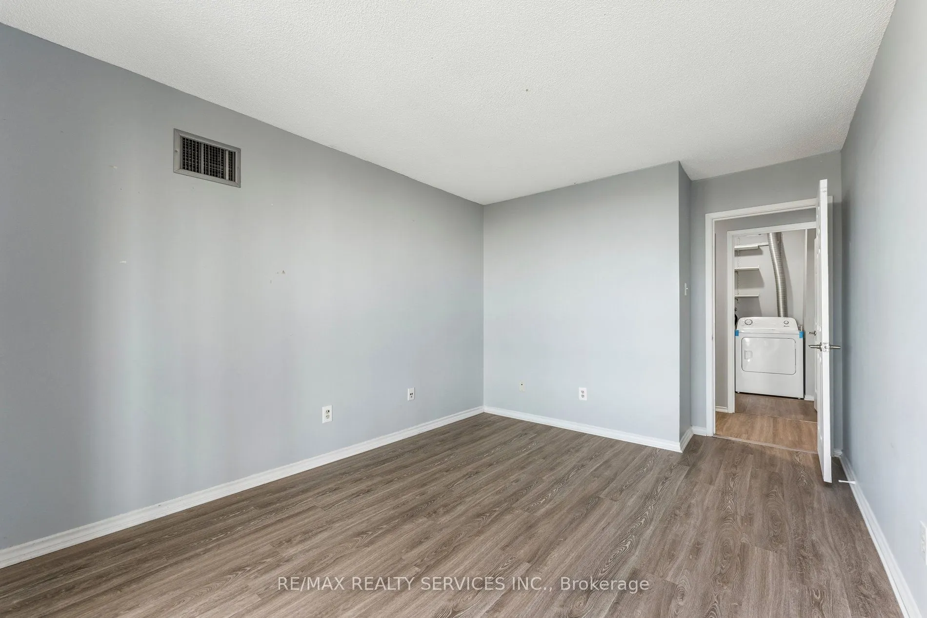 330 Mill Street S #1206