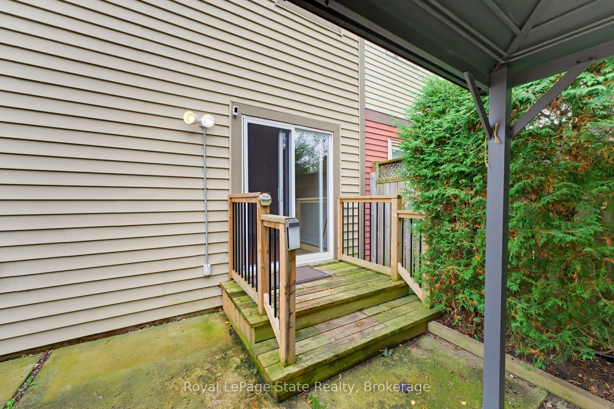 2324 Middlesmoor Crescent