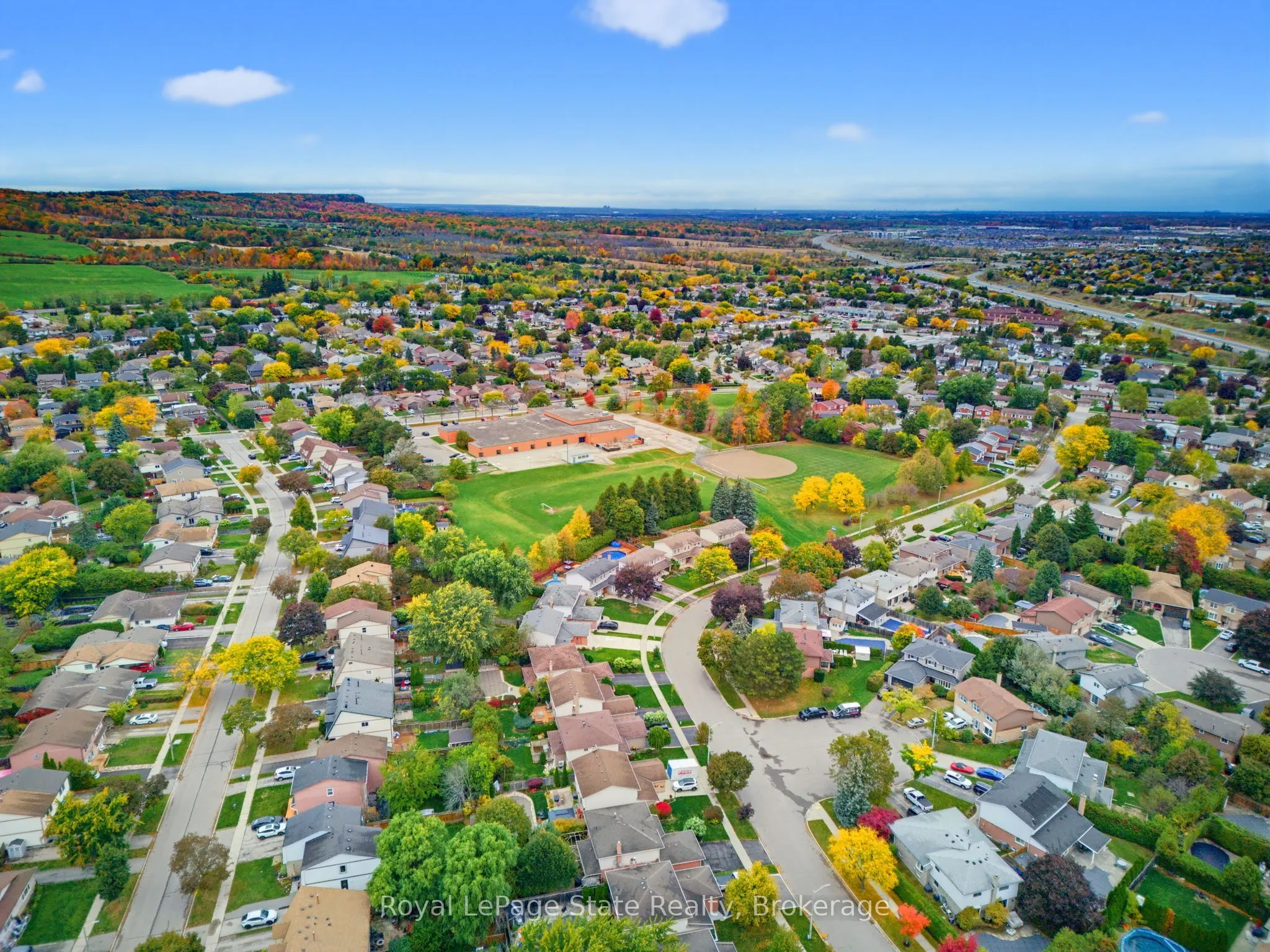 2324 Middlesmoor Crescent
