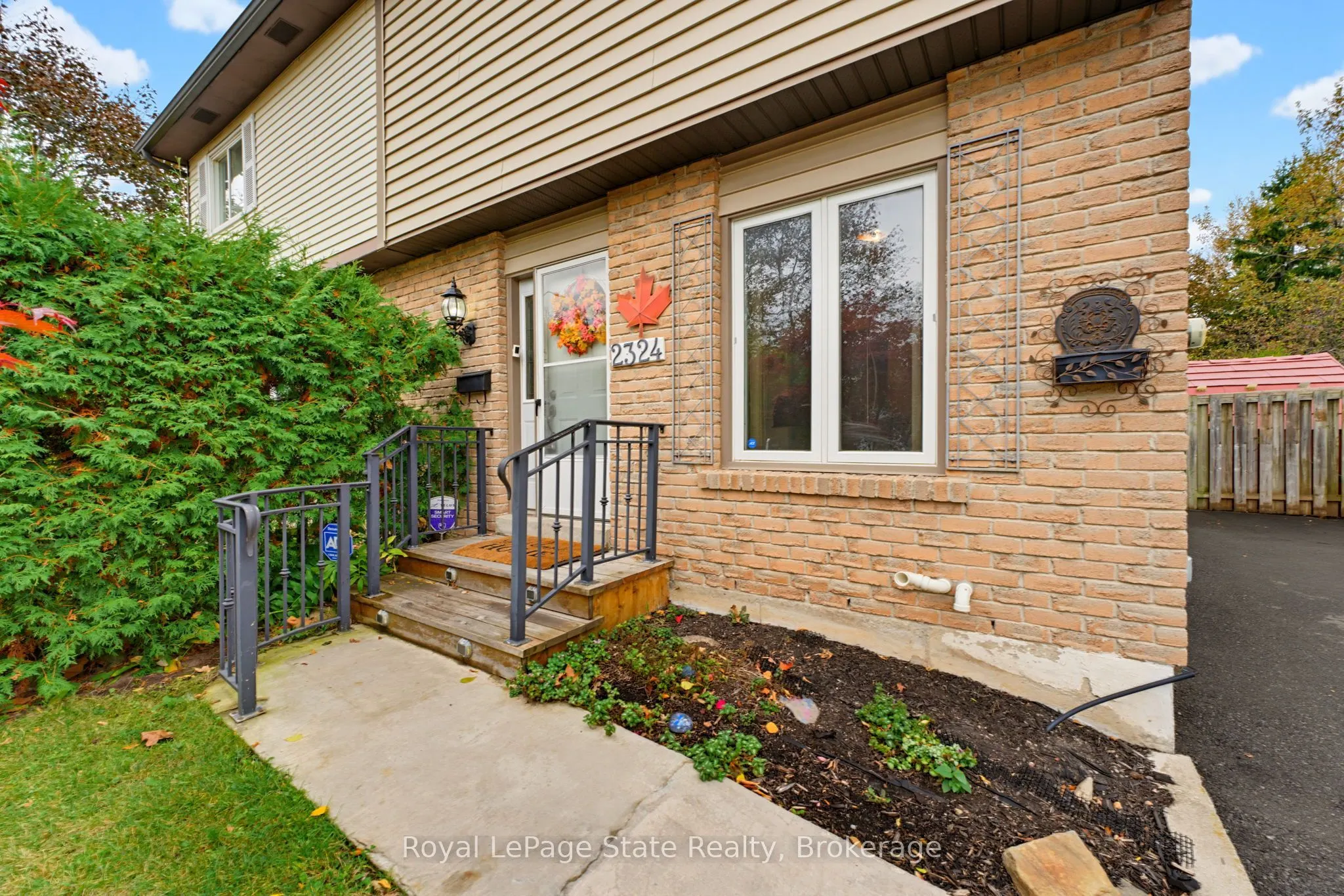 2324 Middlesmoor Crescent