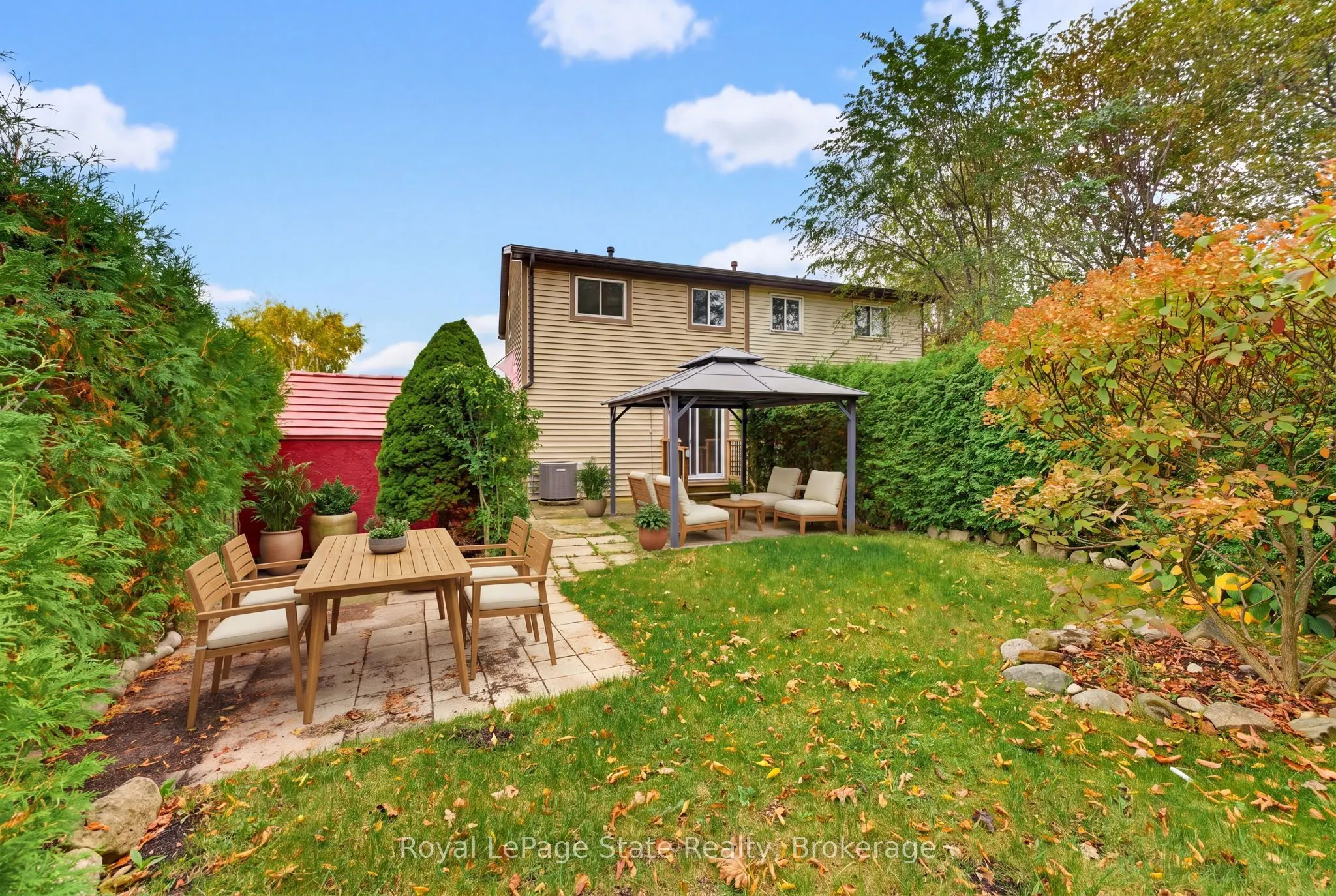 2324 Middlesmoor Crescent