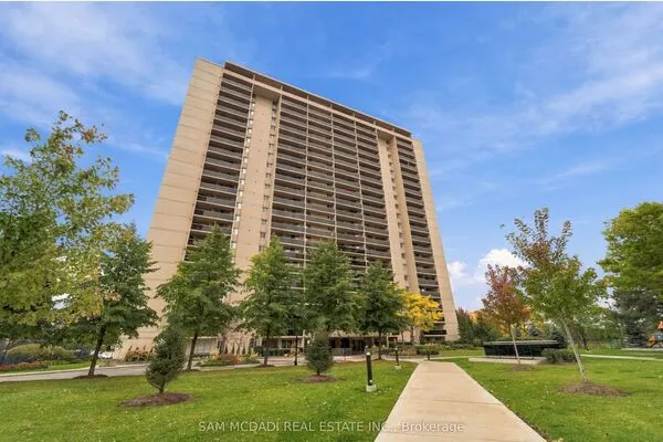 812 Burnhamthorpe Road #206