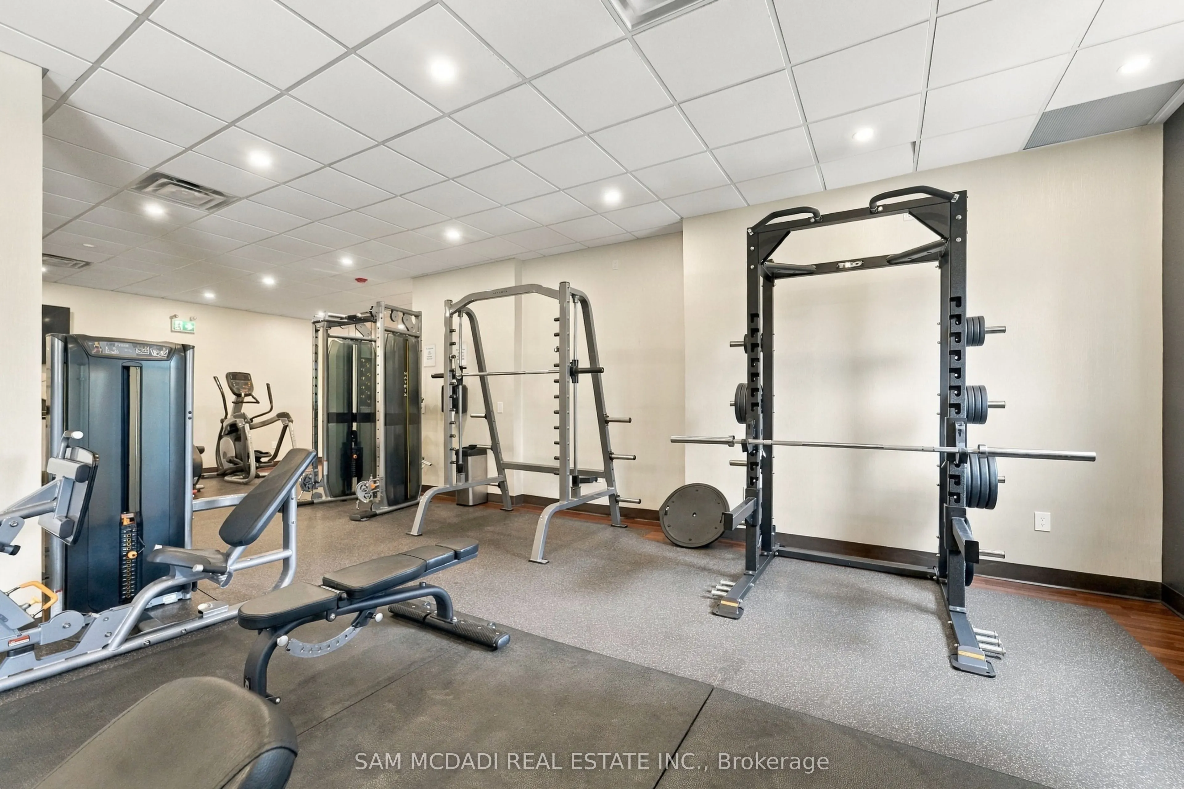 812 Burnhamthorpe Road #206