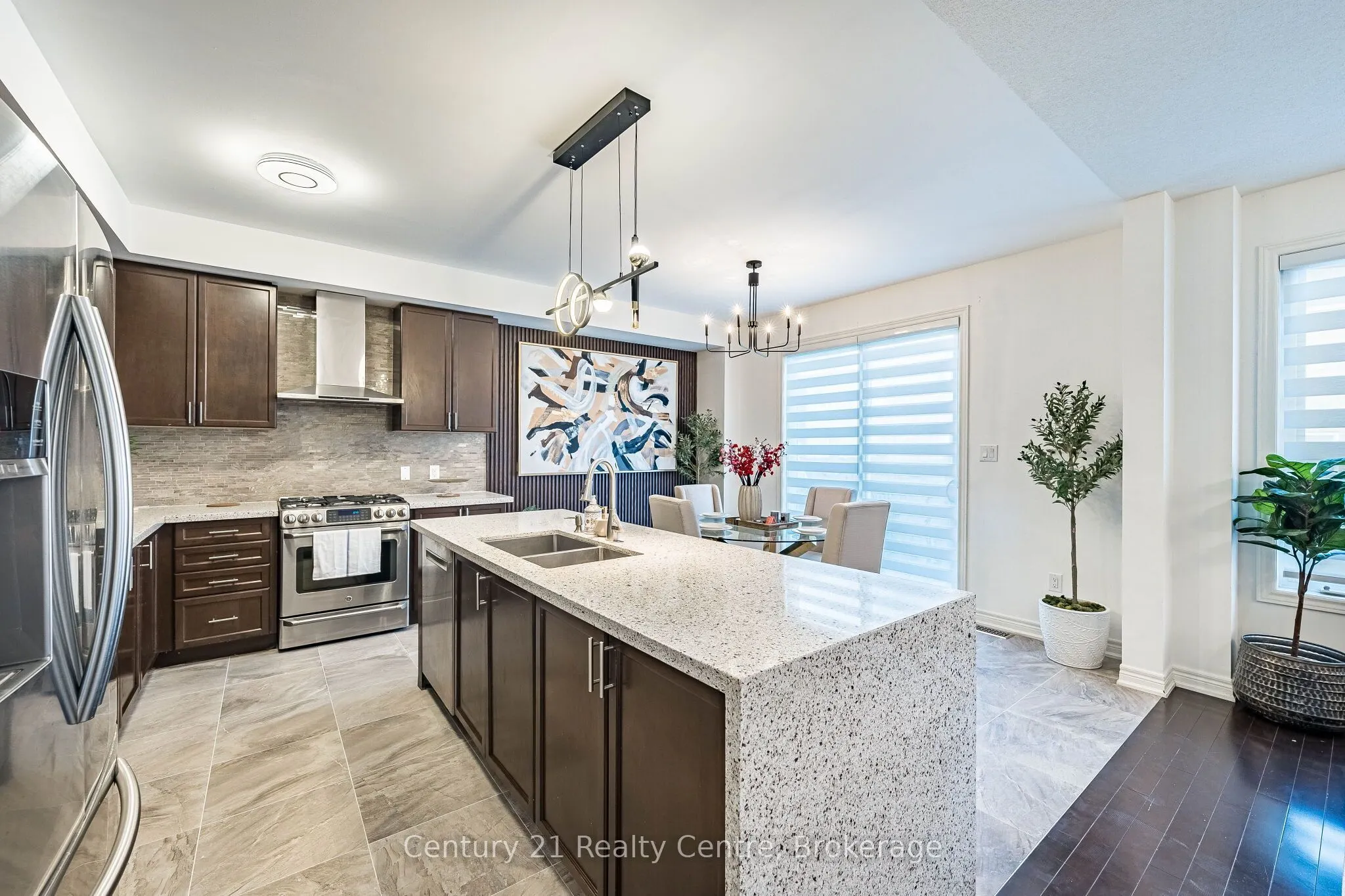355 Royal West Drive W