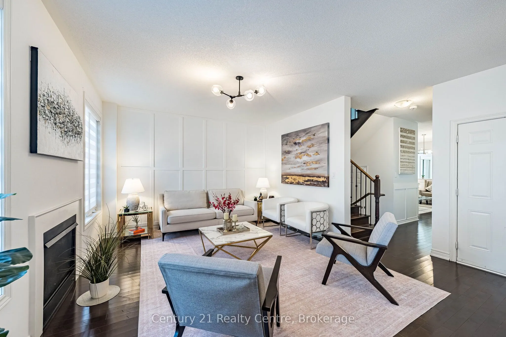 355 Royal West Drive W