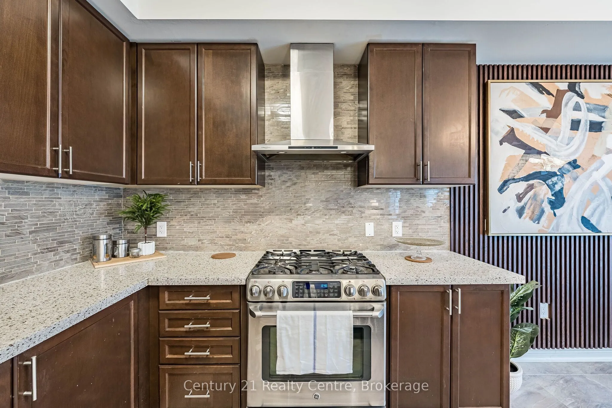 355 Royal West Drive W
