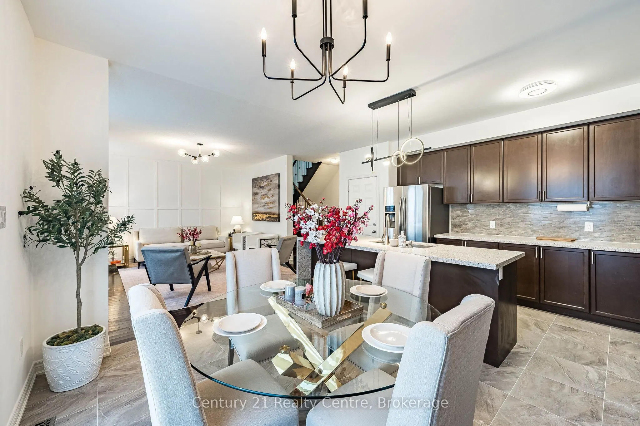 355 Royal West Drive W
