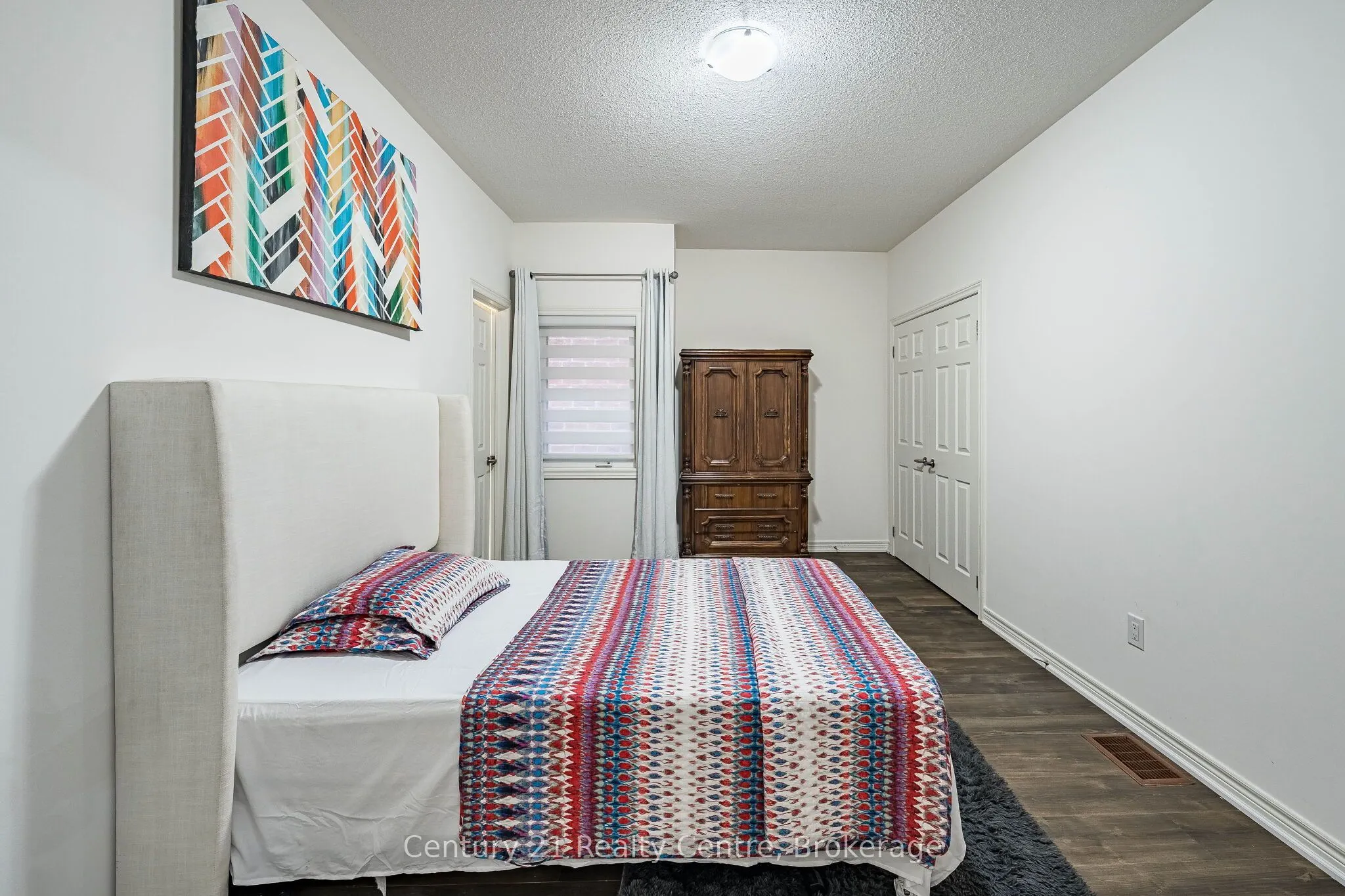 355 Royal West Drive W