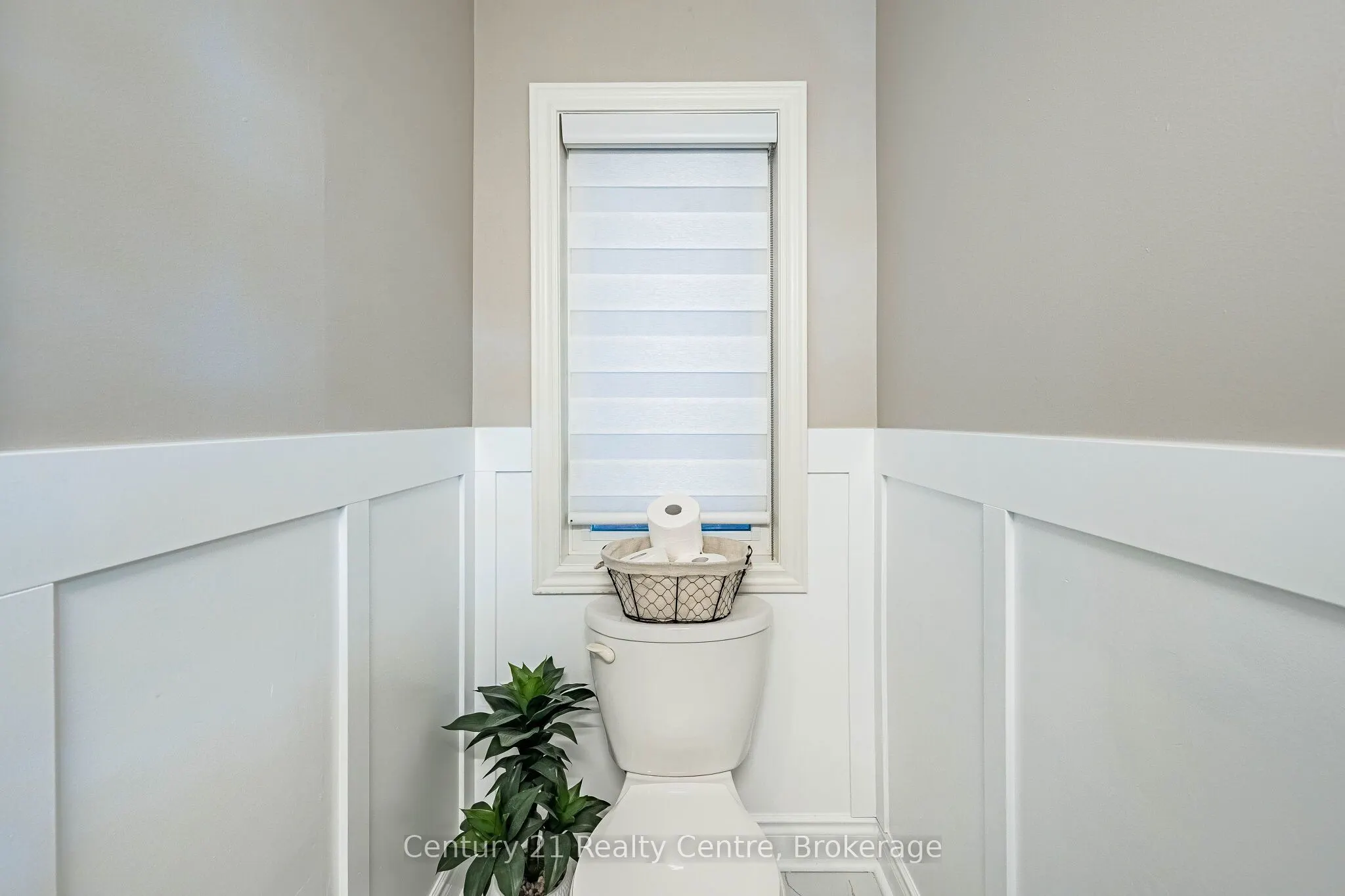 355 Royal West Drive W