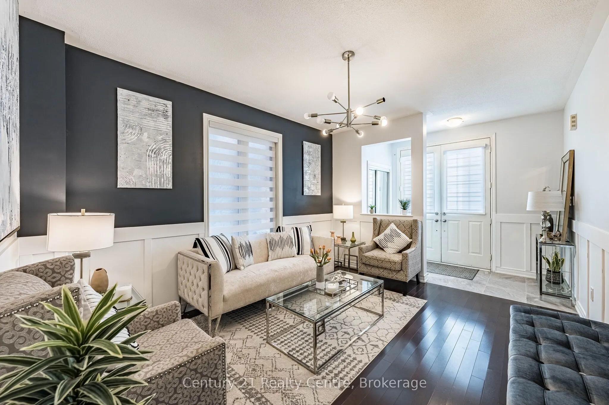 355 Royal West Drive W