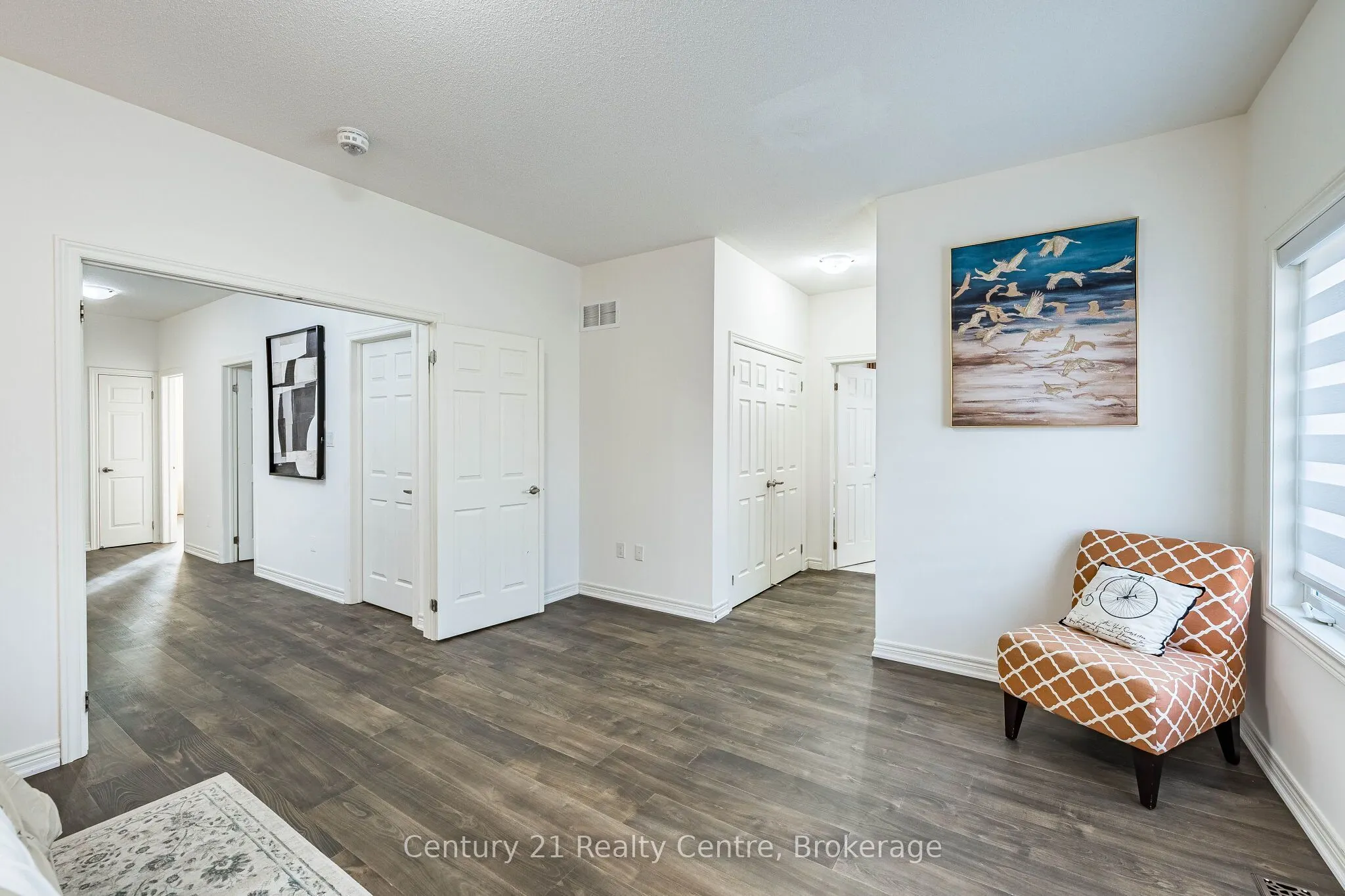 355 Royal West Drive W