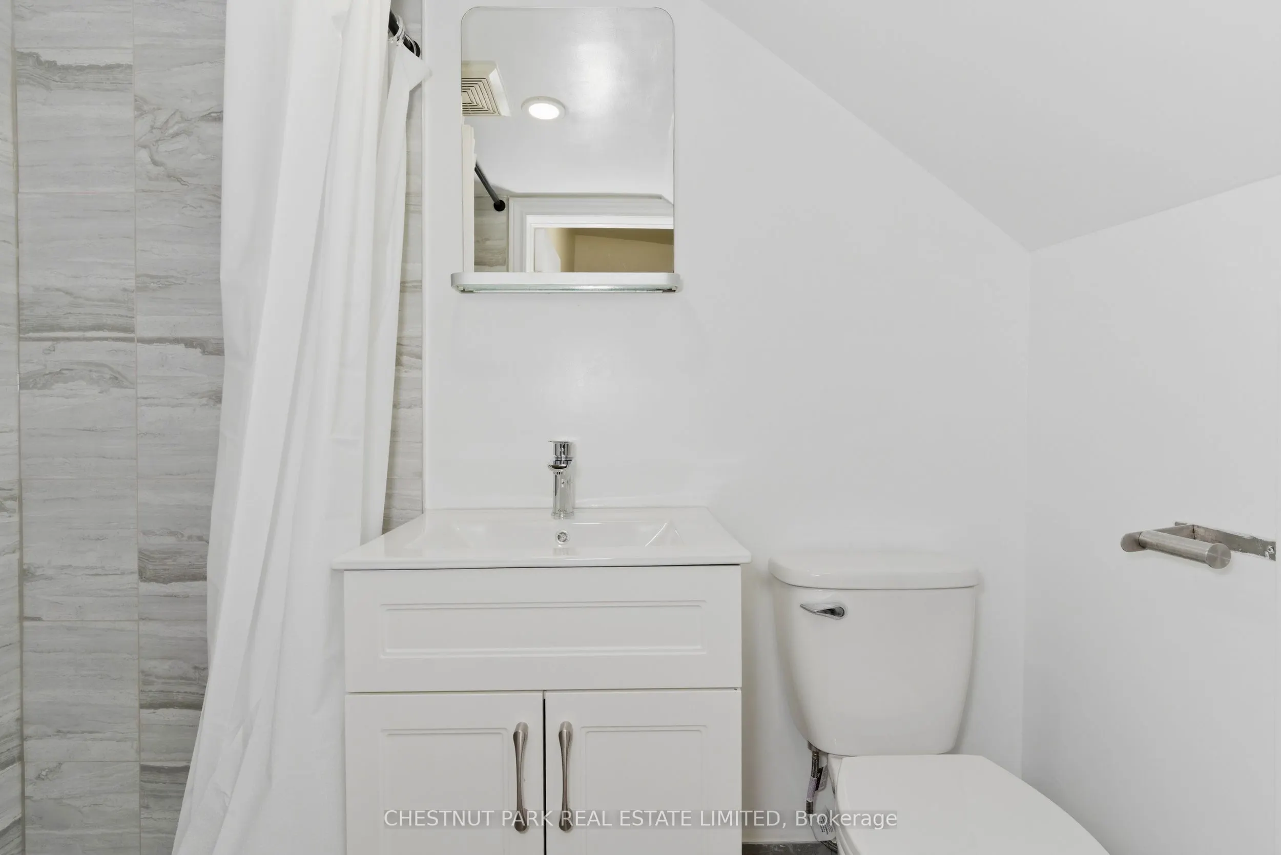 41 Roncesvalles Avenue #Upper