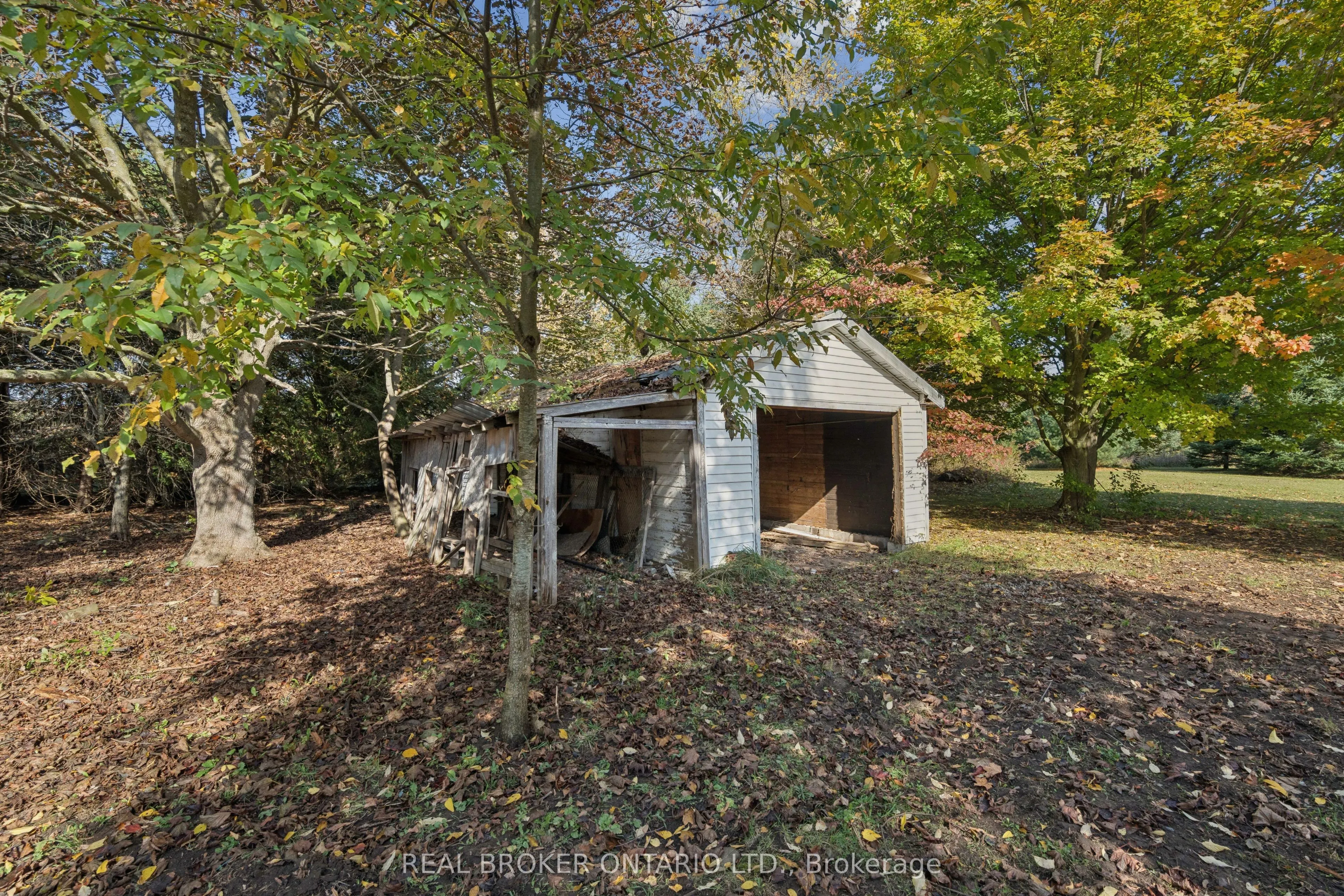 5649 25 Side Road