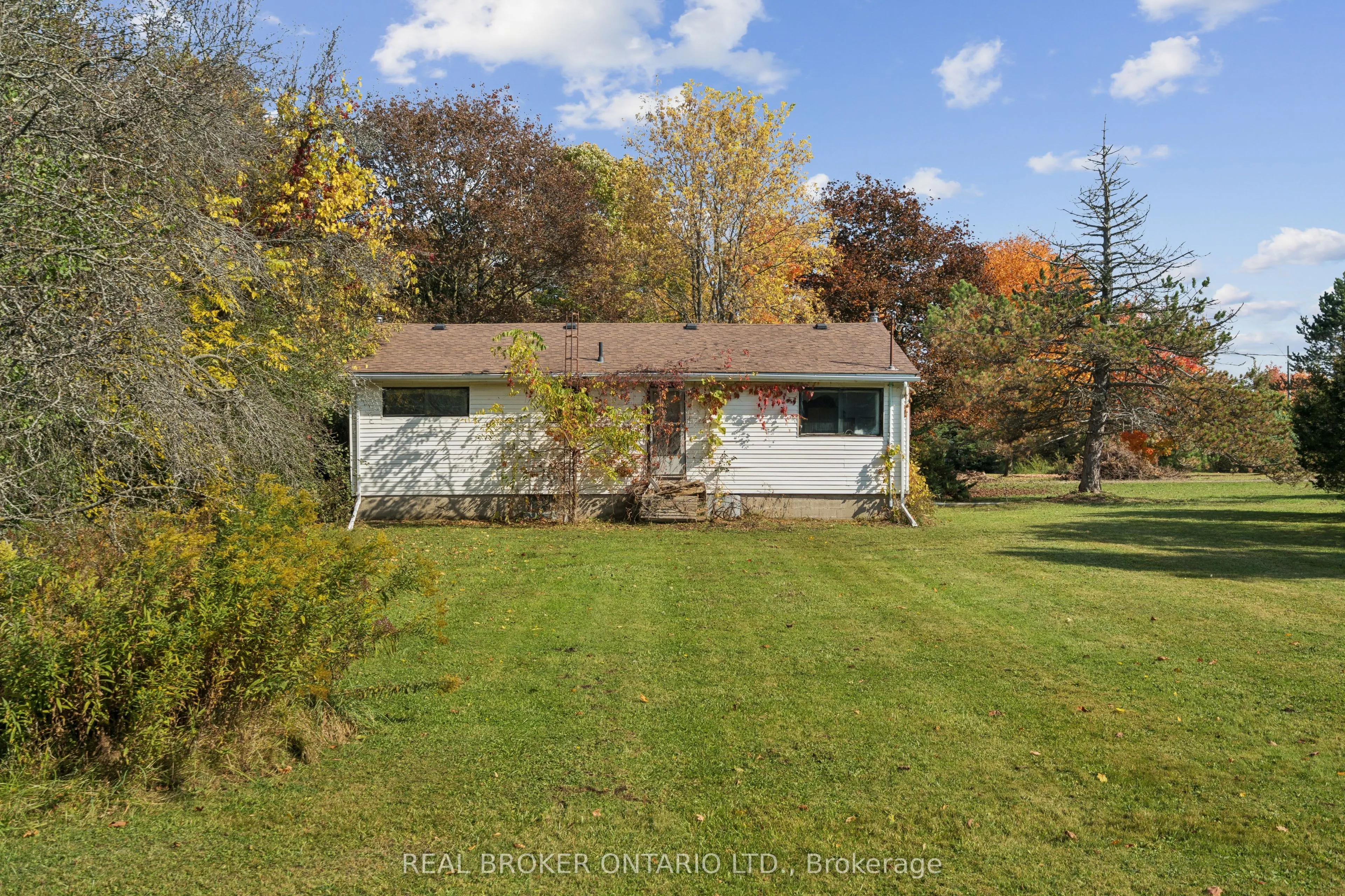 5649 25 Side Road
