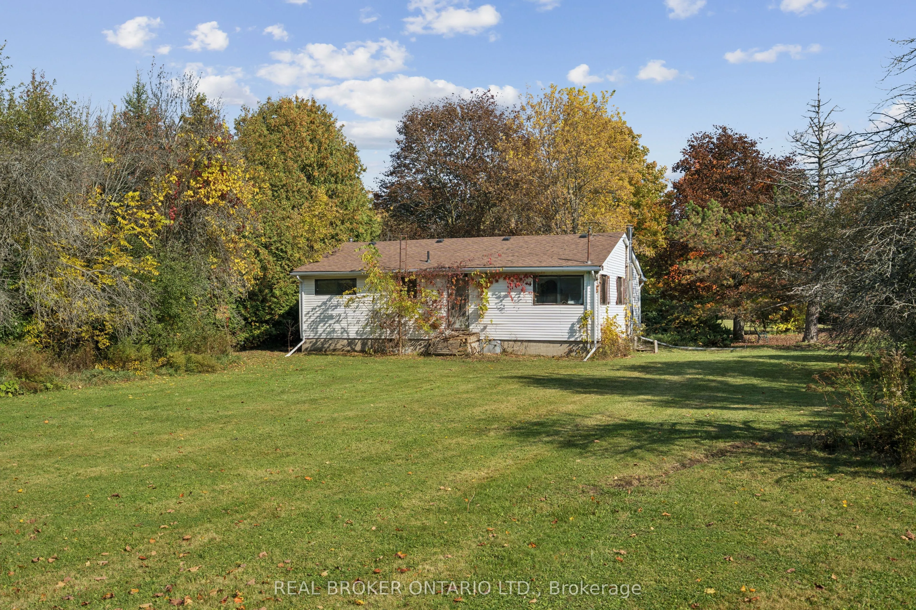 5649 25 Side Road