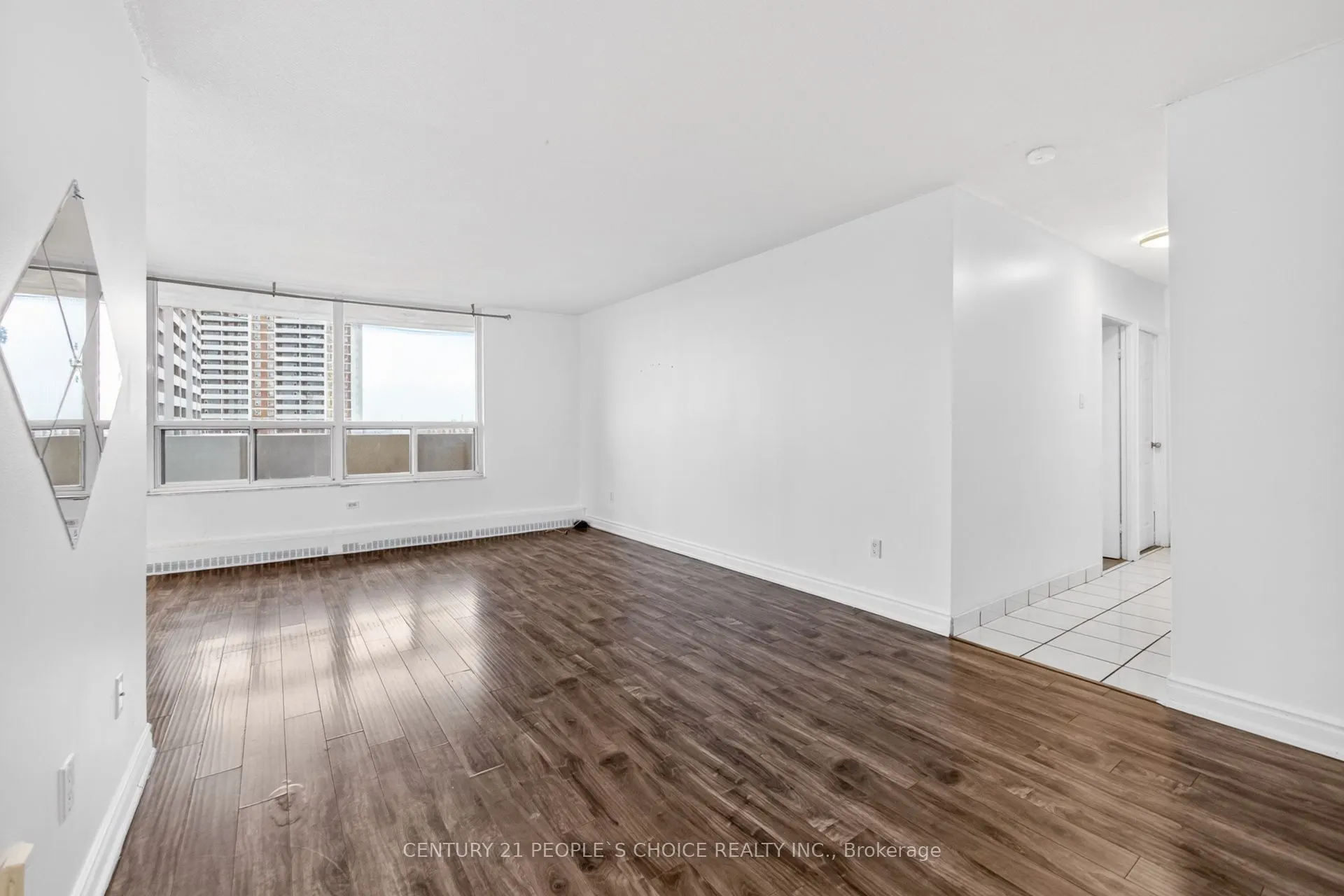 3390 Weston Road #902