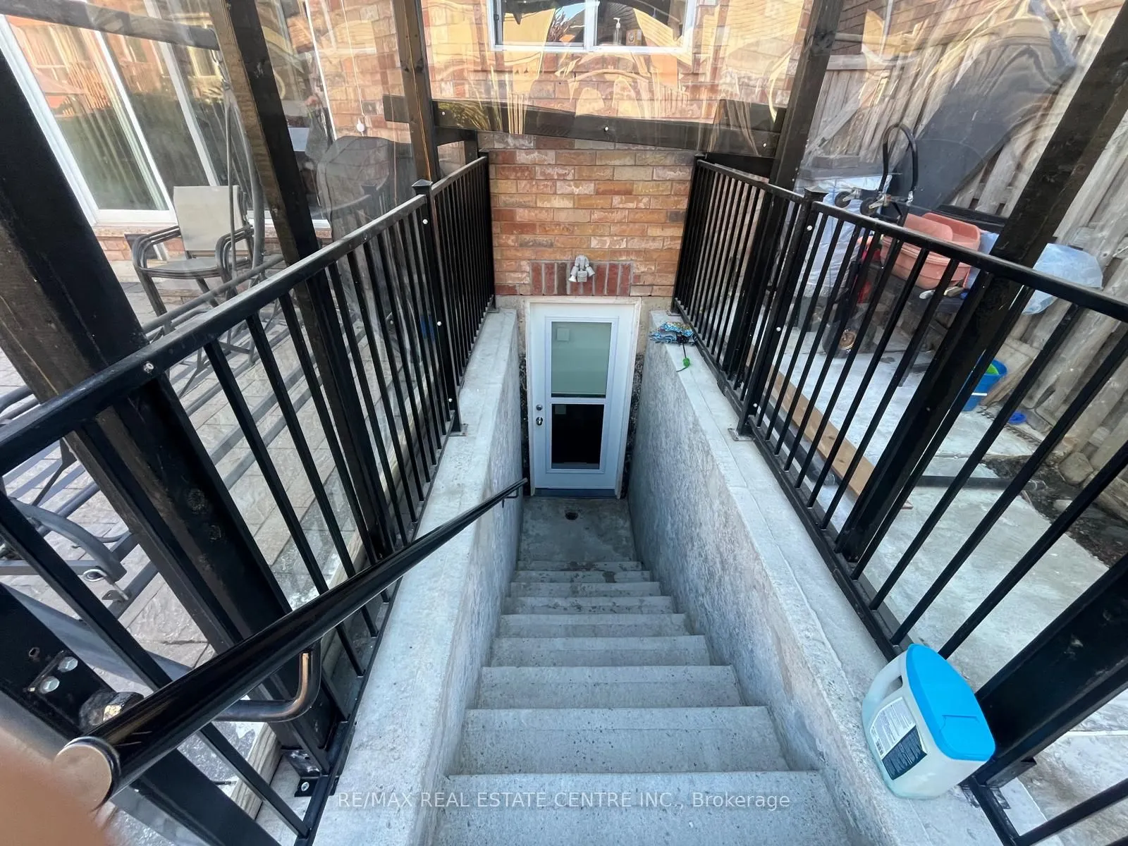 210 Valleyway Drive #(BASEMENT)