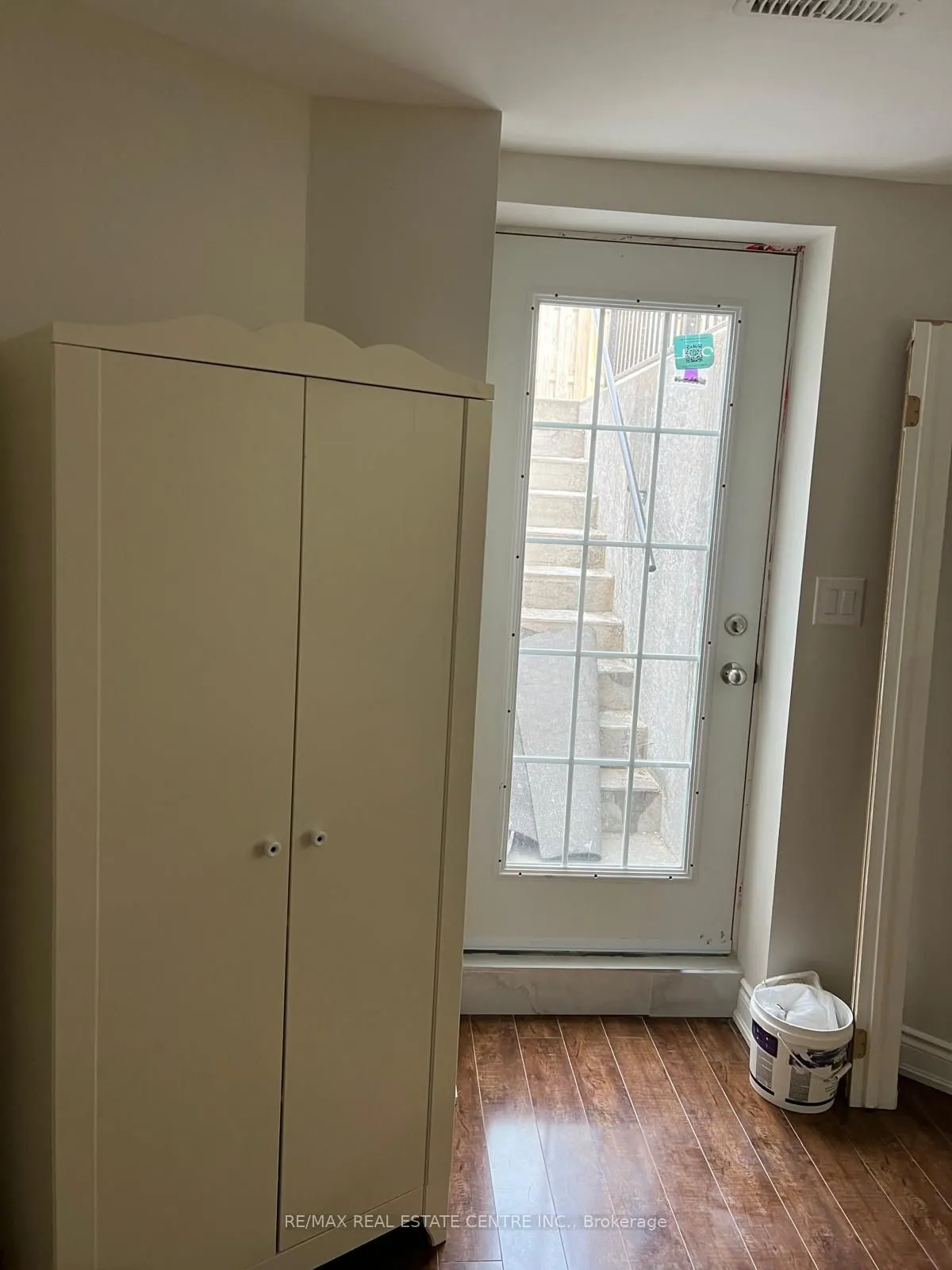 210 Valleyway Drive #(BASEMENT)