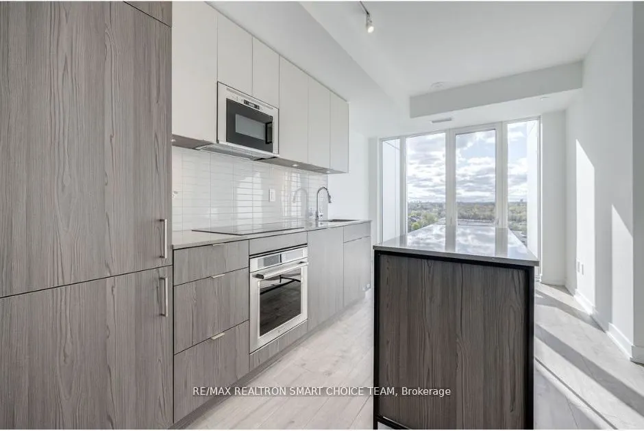 220 Missinnihe Way #1316