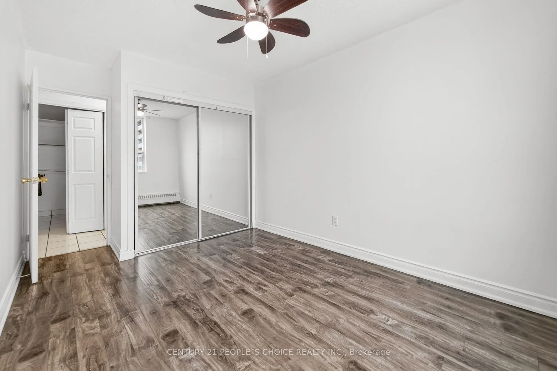3390 Weston Road #902
