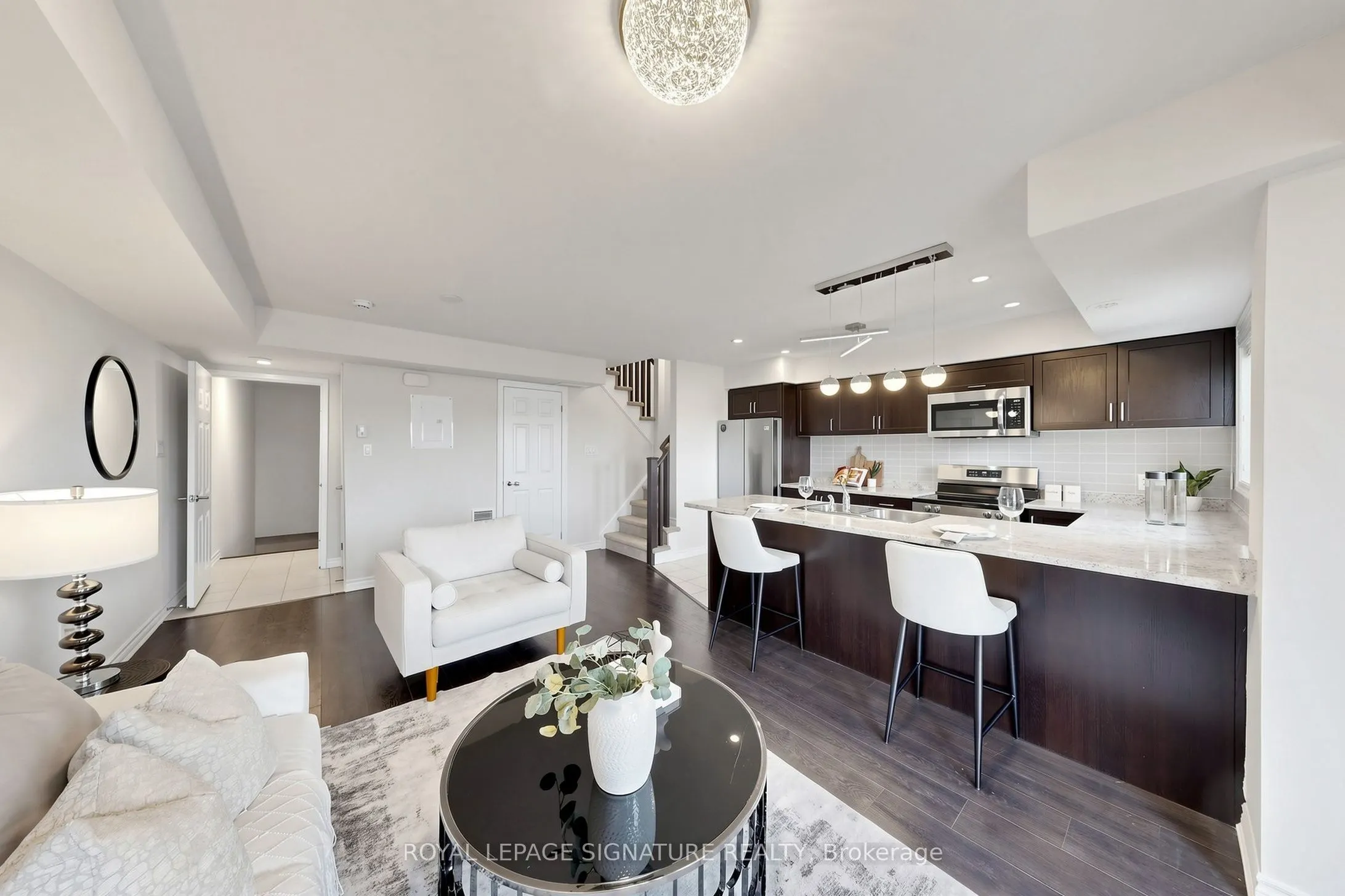 2441 Greenwich Drive #11