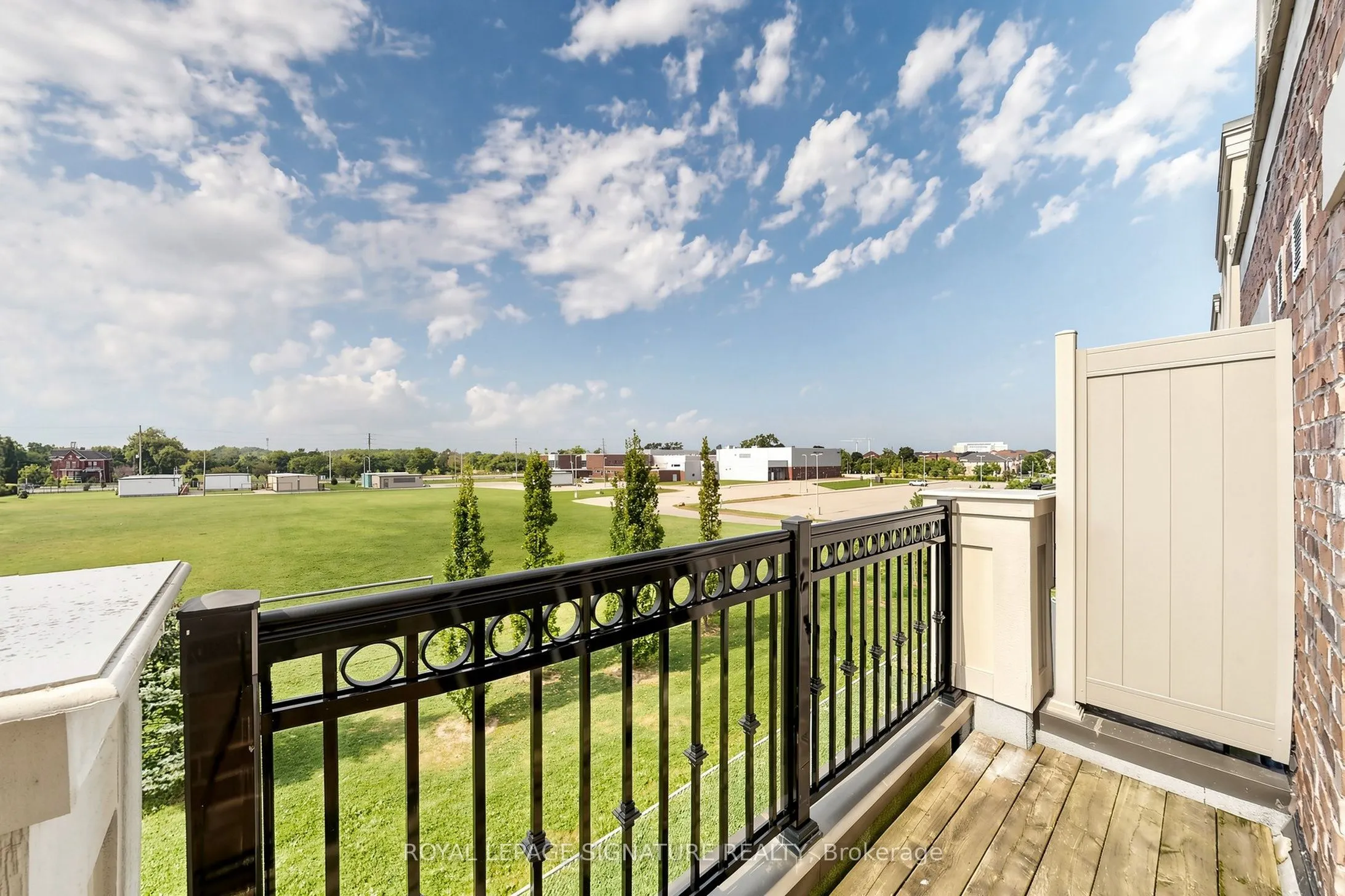 2441 Greenwich Drive #11