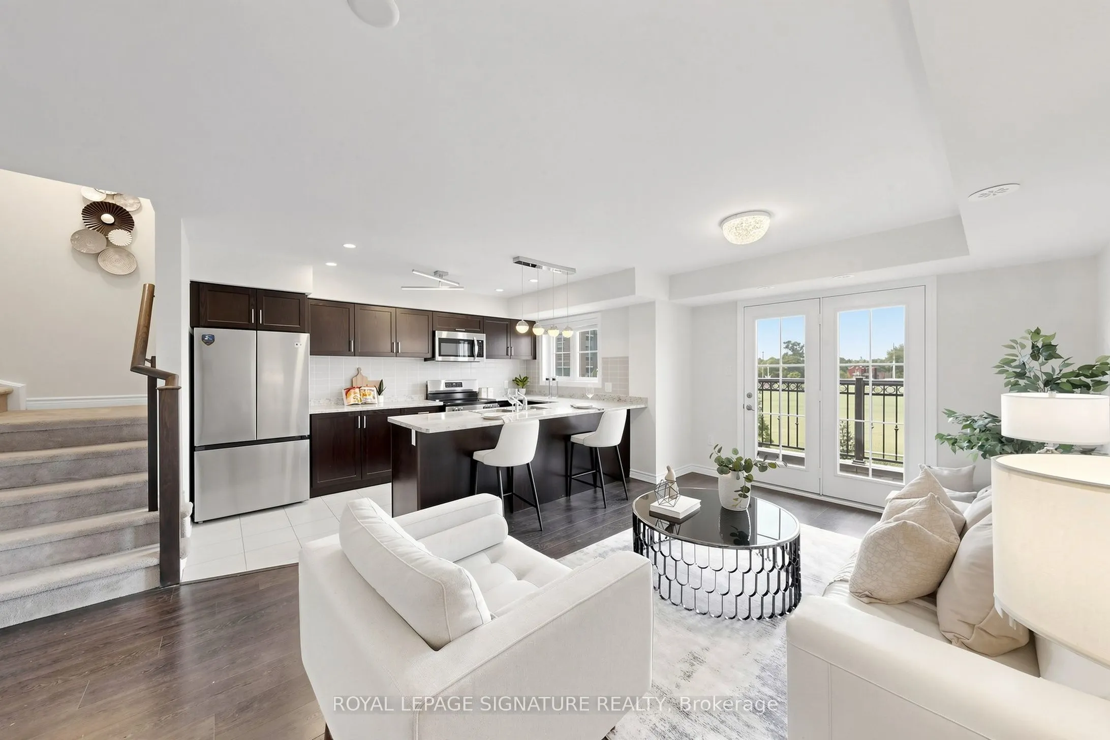 2441 Greenwich Drive #11