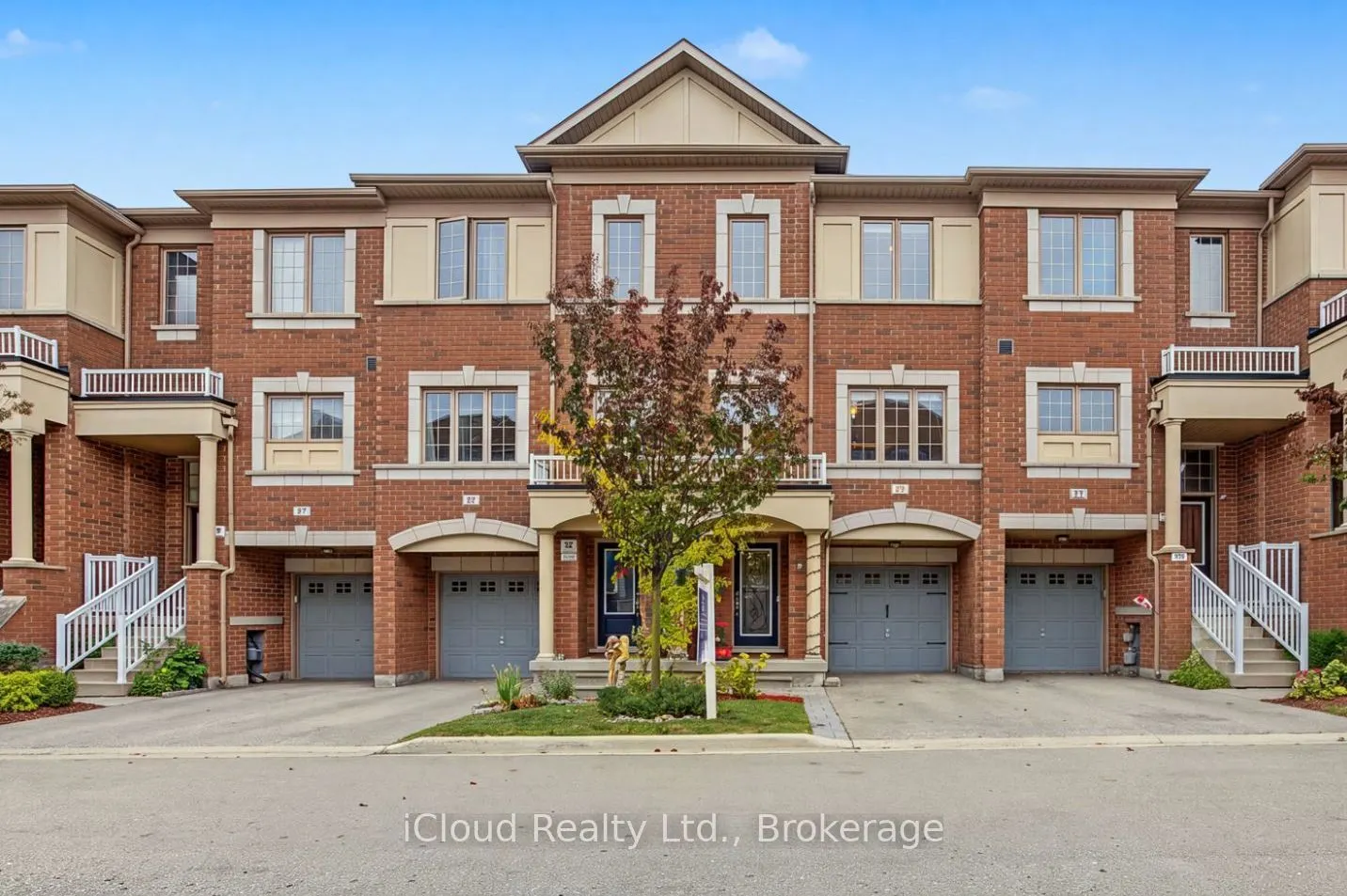 49 Aspen Hills Road #60