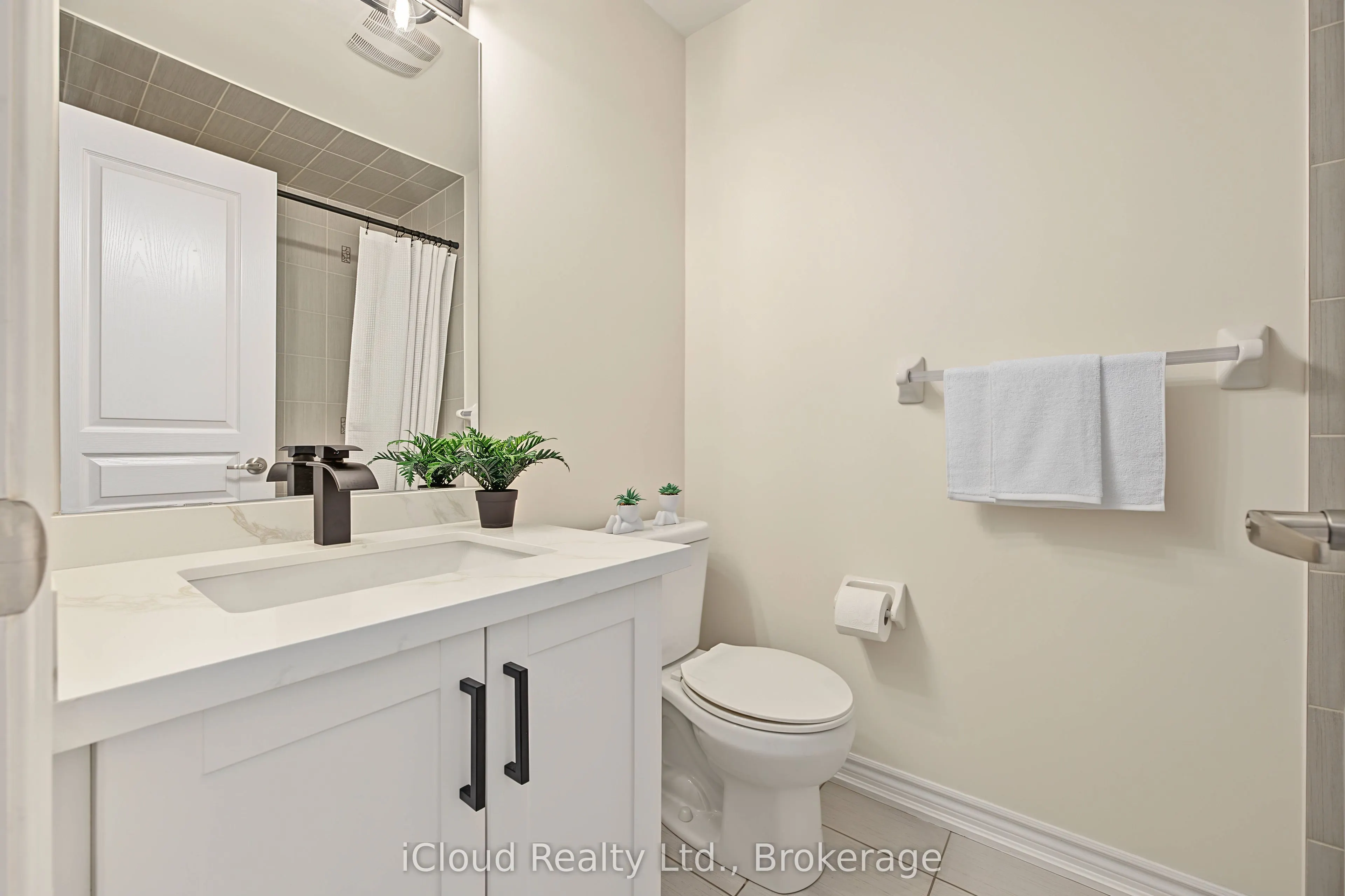 49 Aspen Hills Road #60