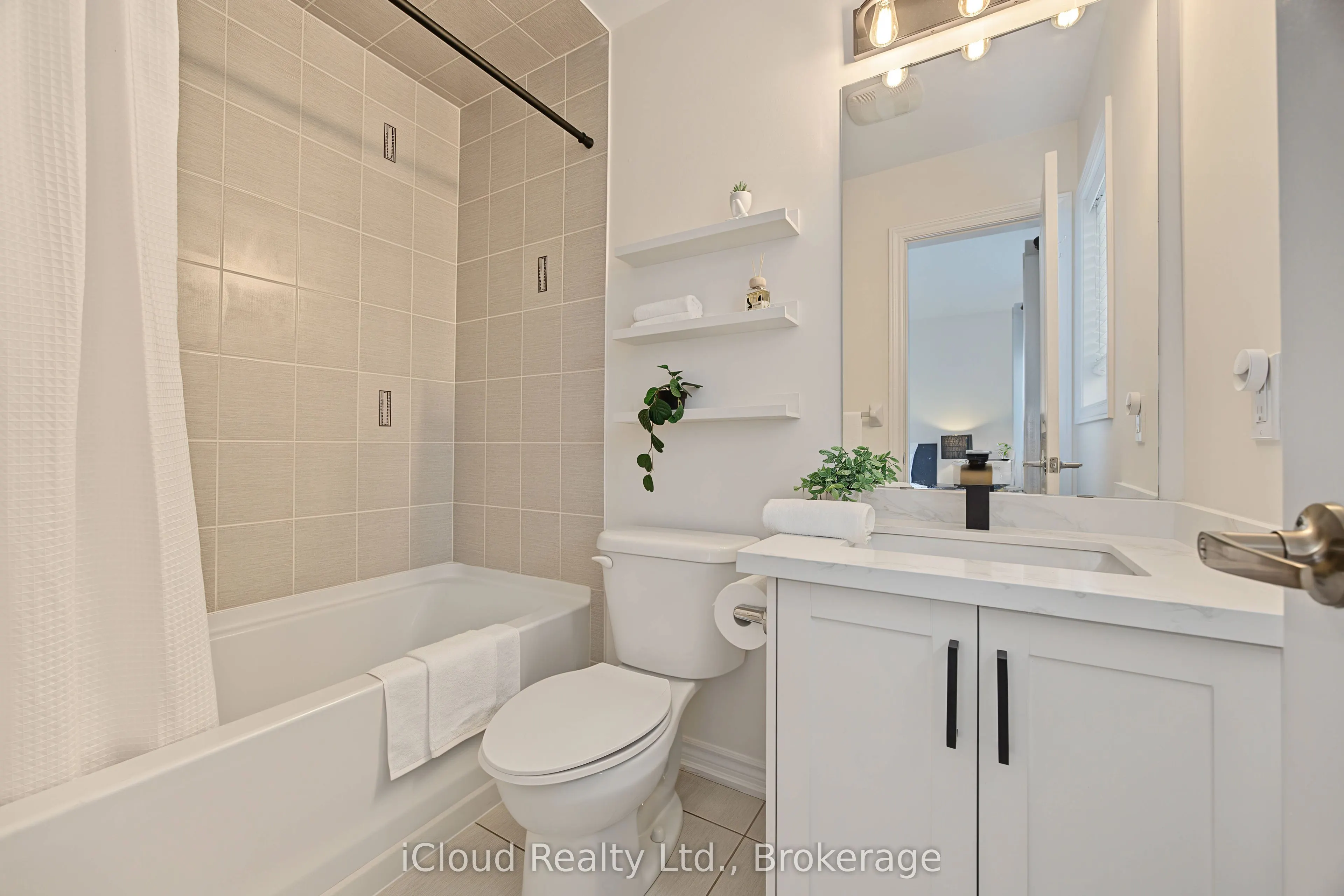 49 Aspen Hills Road #60