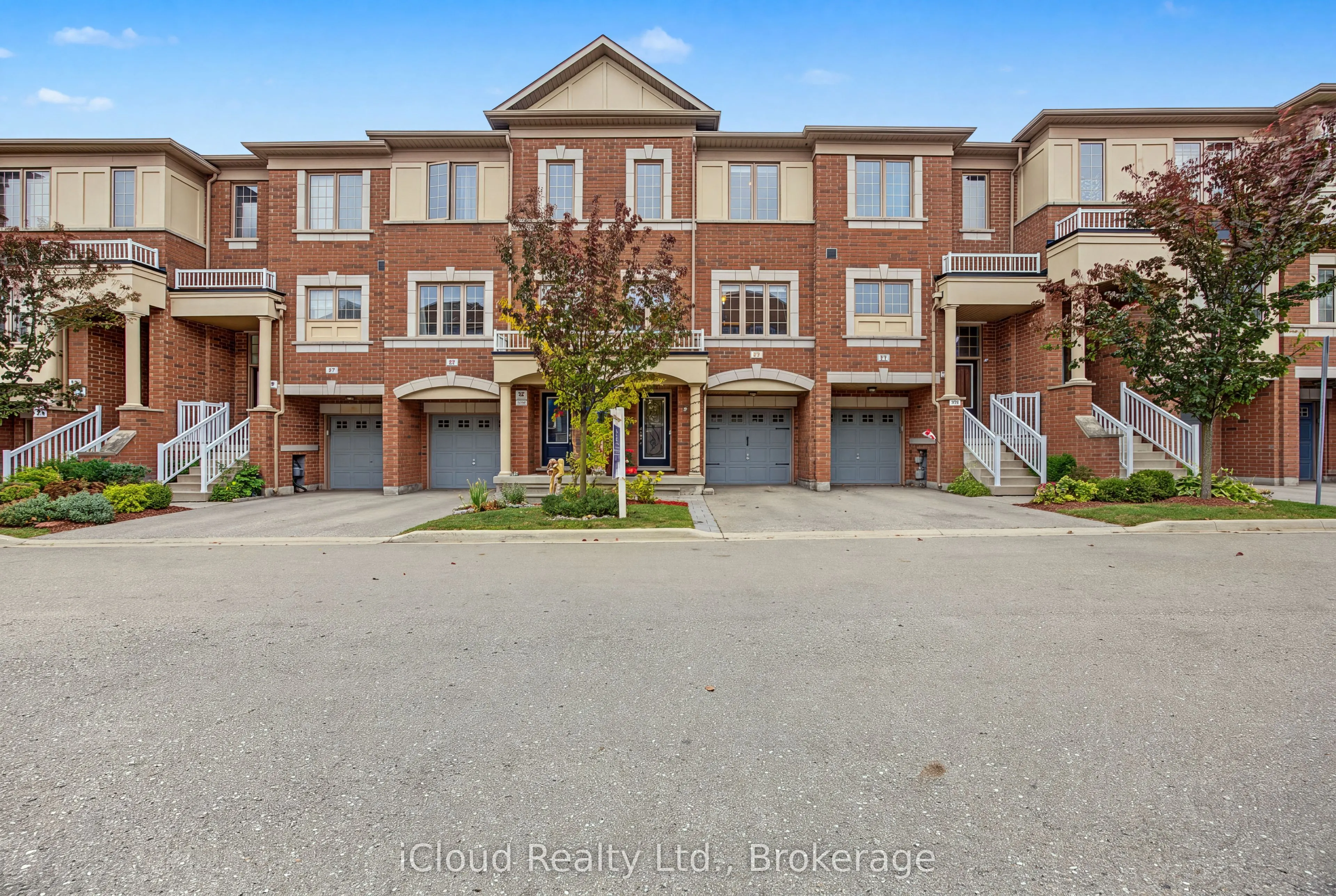 49 Aspen Hills Road #60