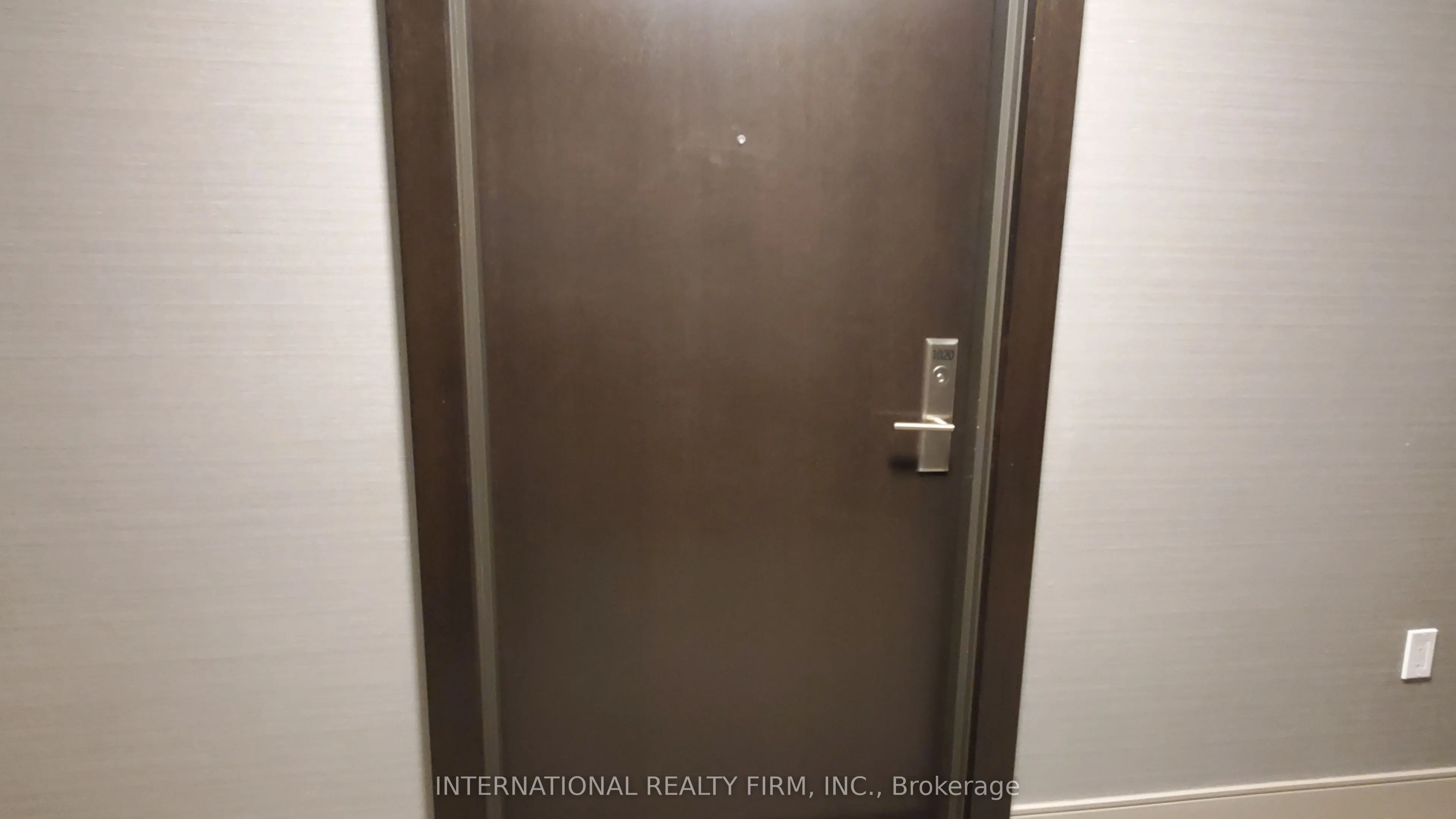 8 Nahani Way #1020