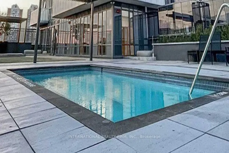 8 Nahani Way #1020