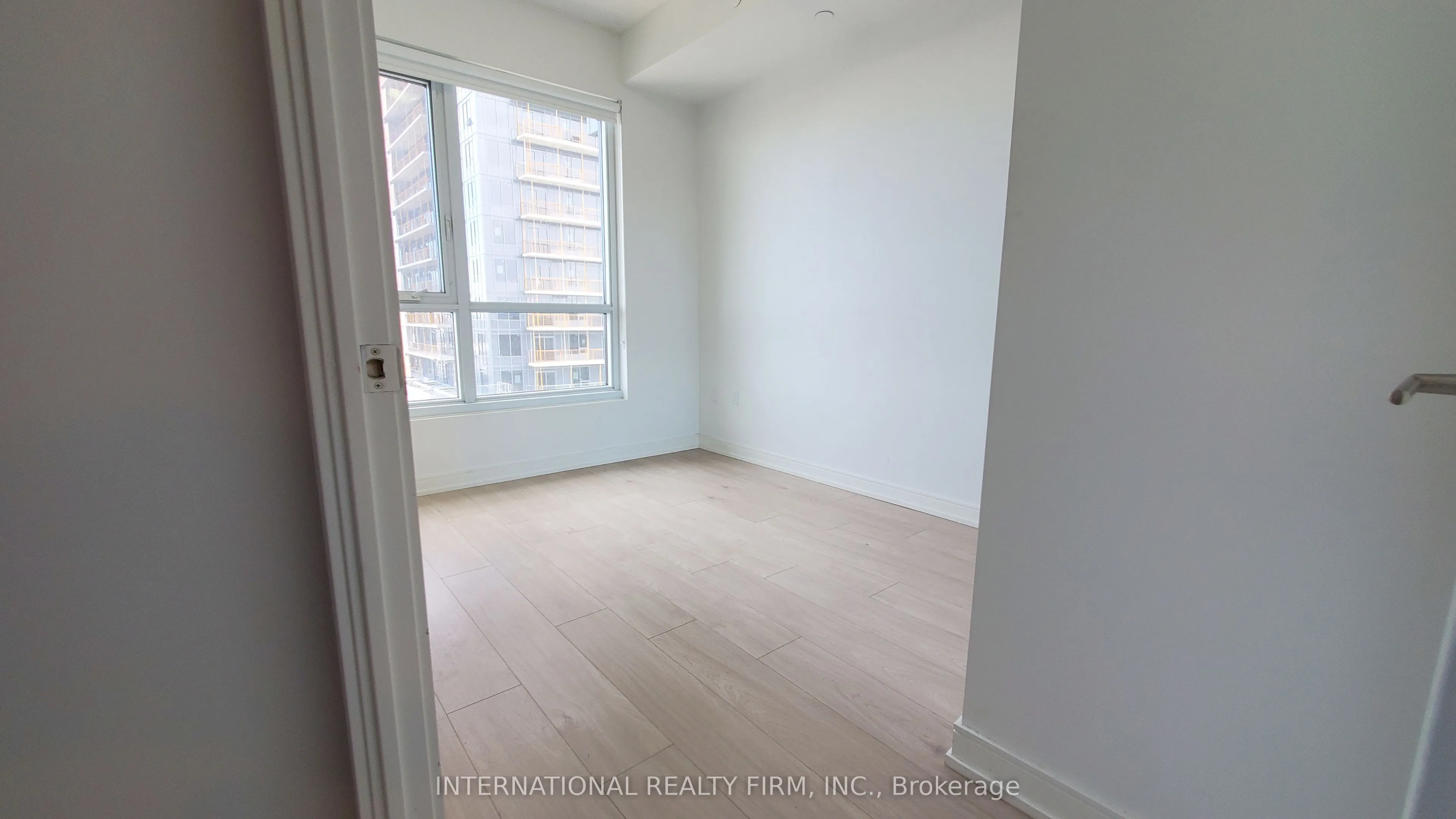 8 Nahani Way #1020
