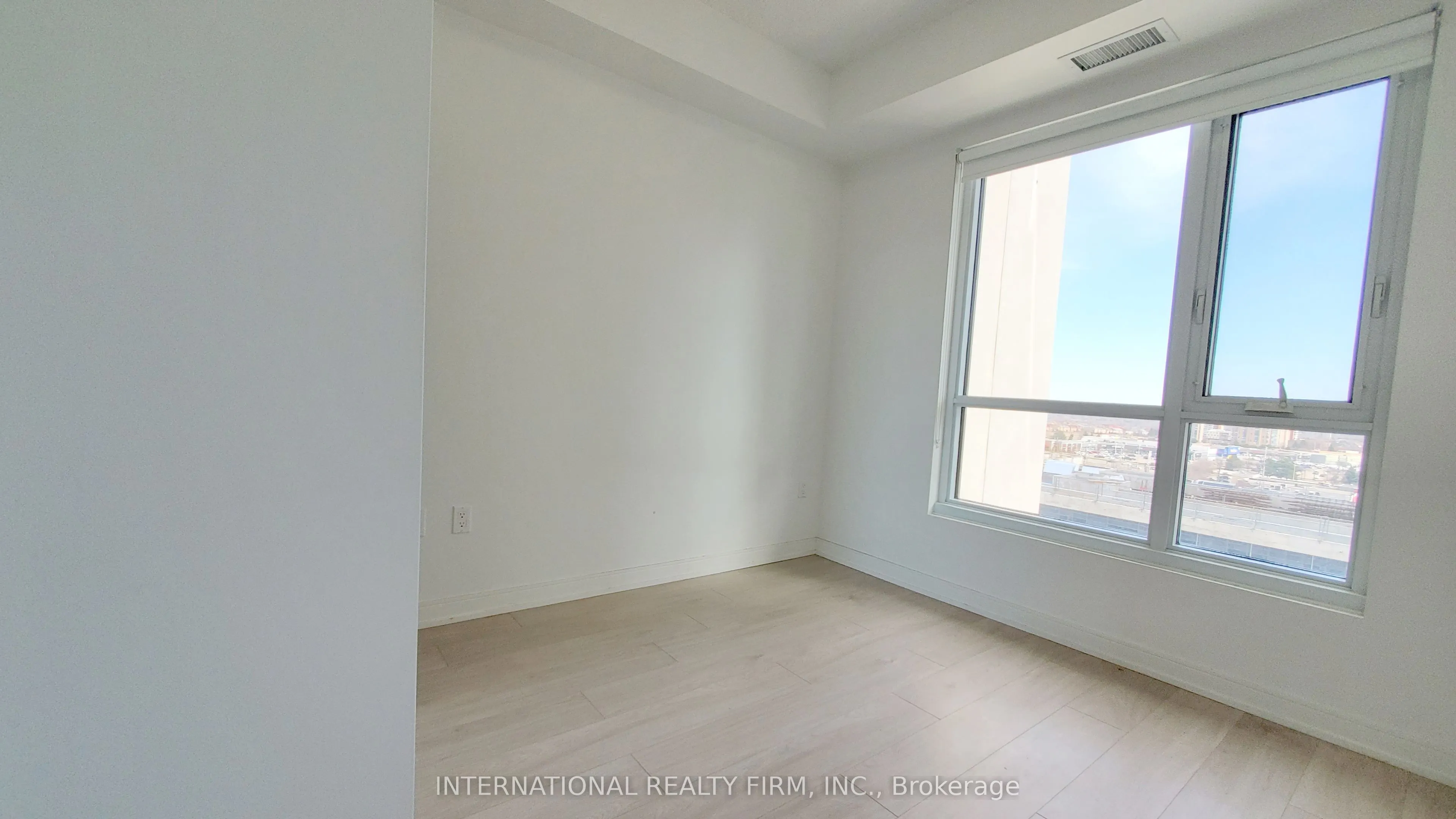 8 Nahani Way #1020