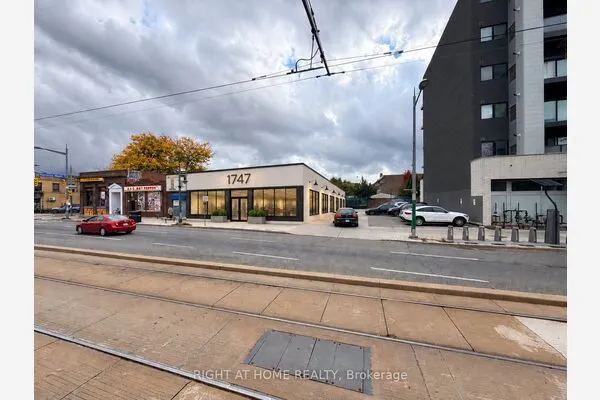1745,1747 & 1753 St. Clair Avenue W