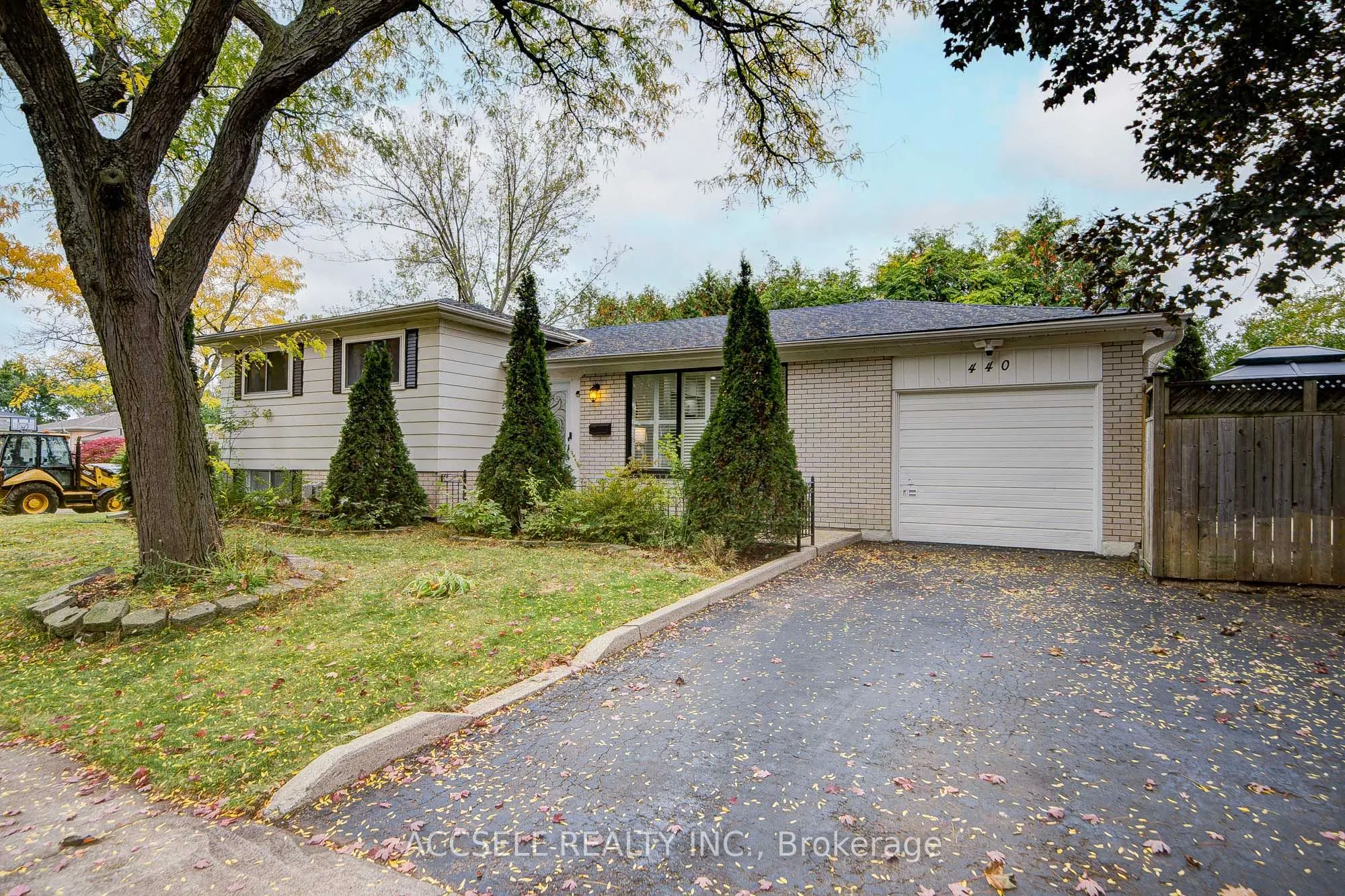 440 Sunset Drive