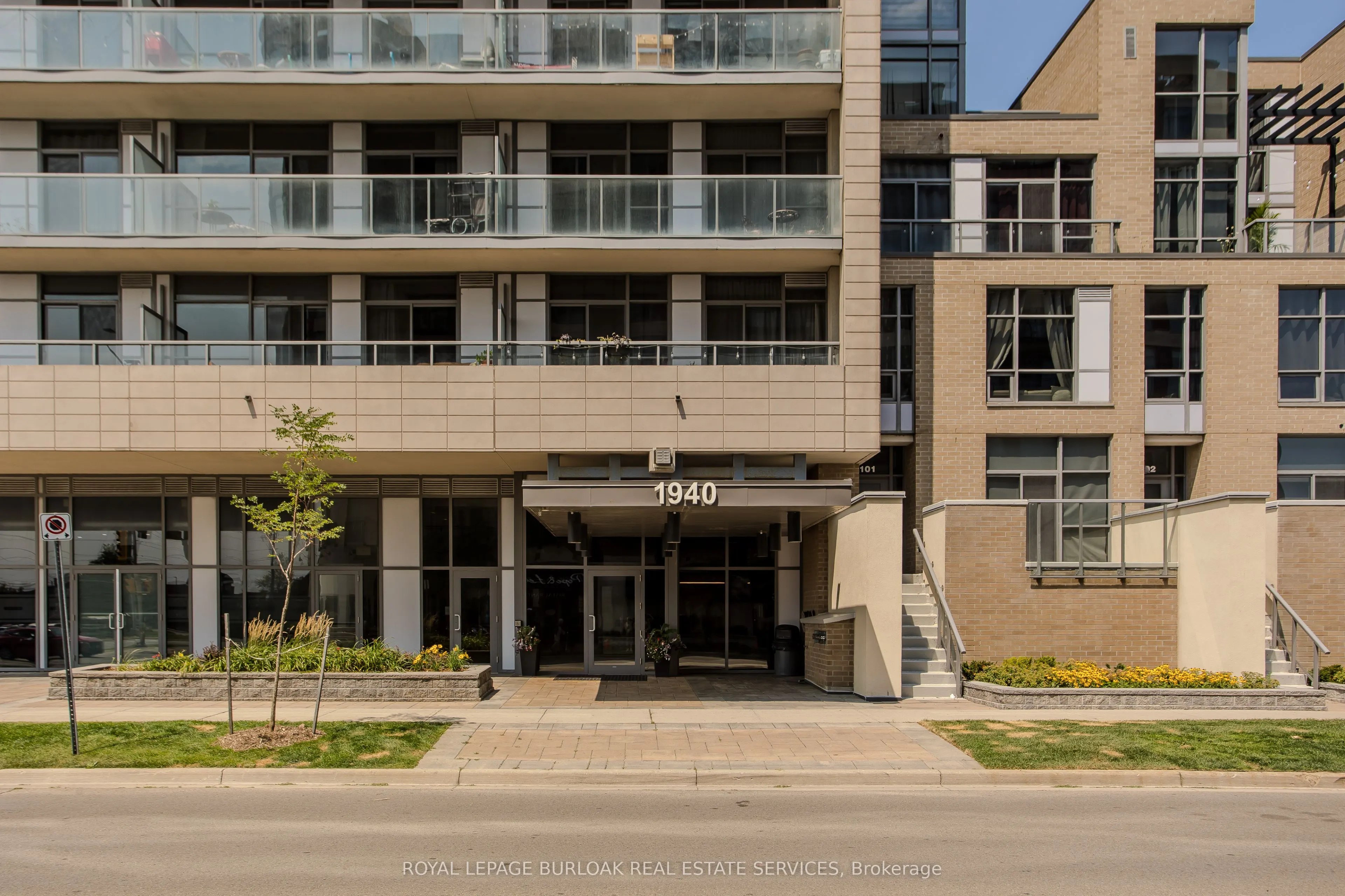 1940 Ironstone Drive #204