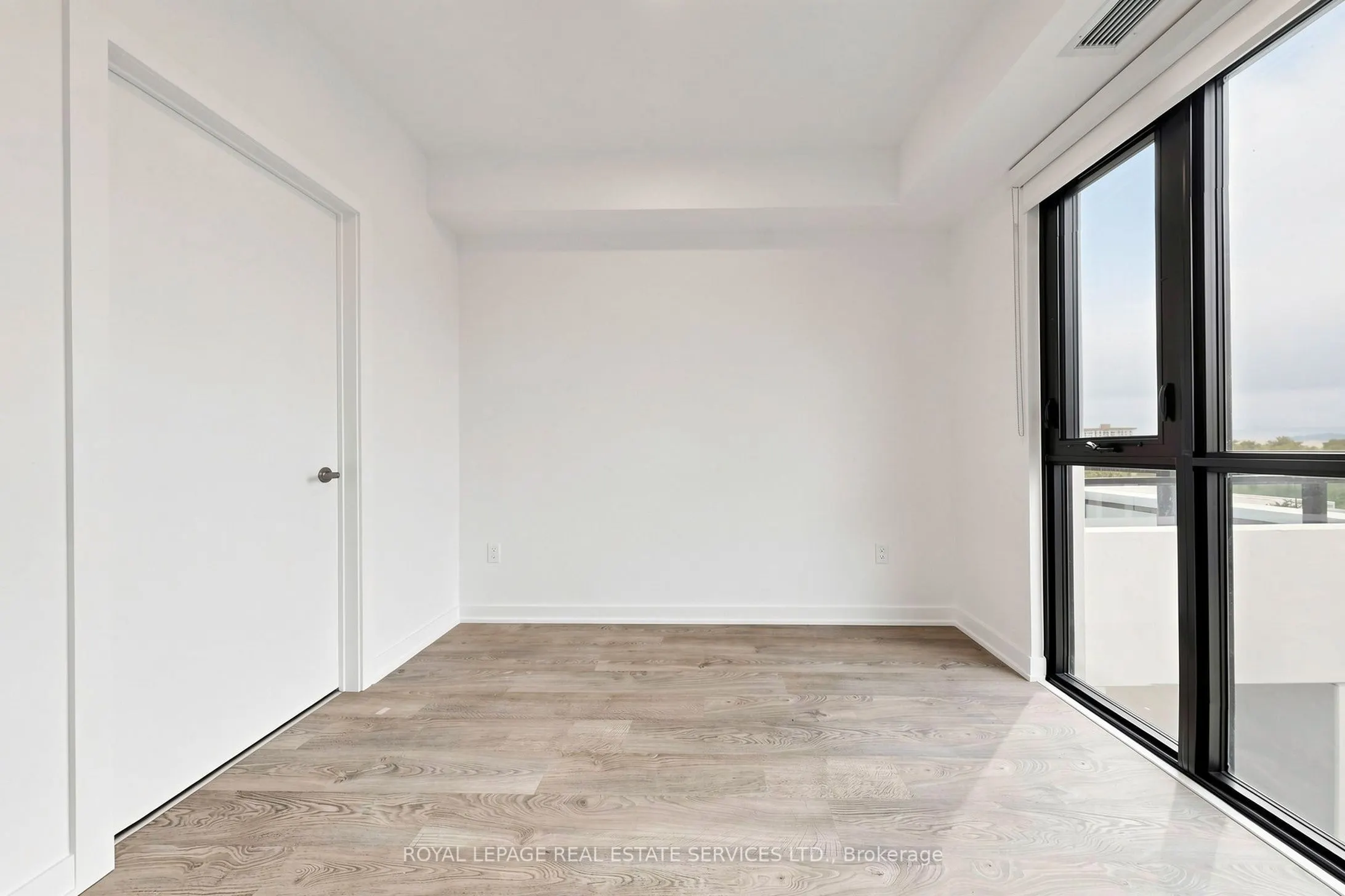 740 Whitlock Avenue #405