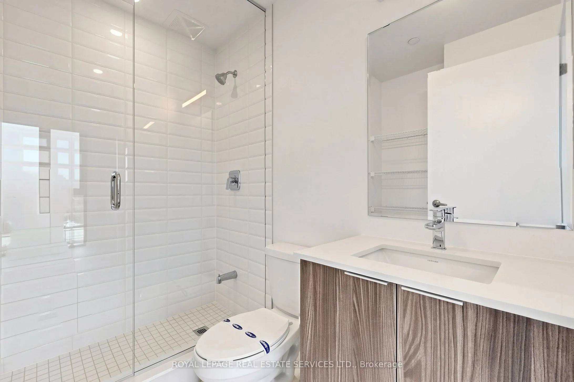 740 Whitlock Avenue #405