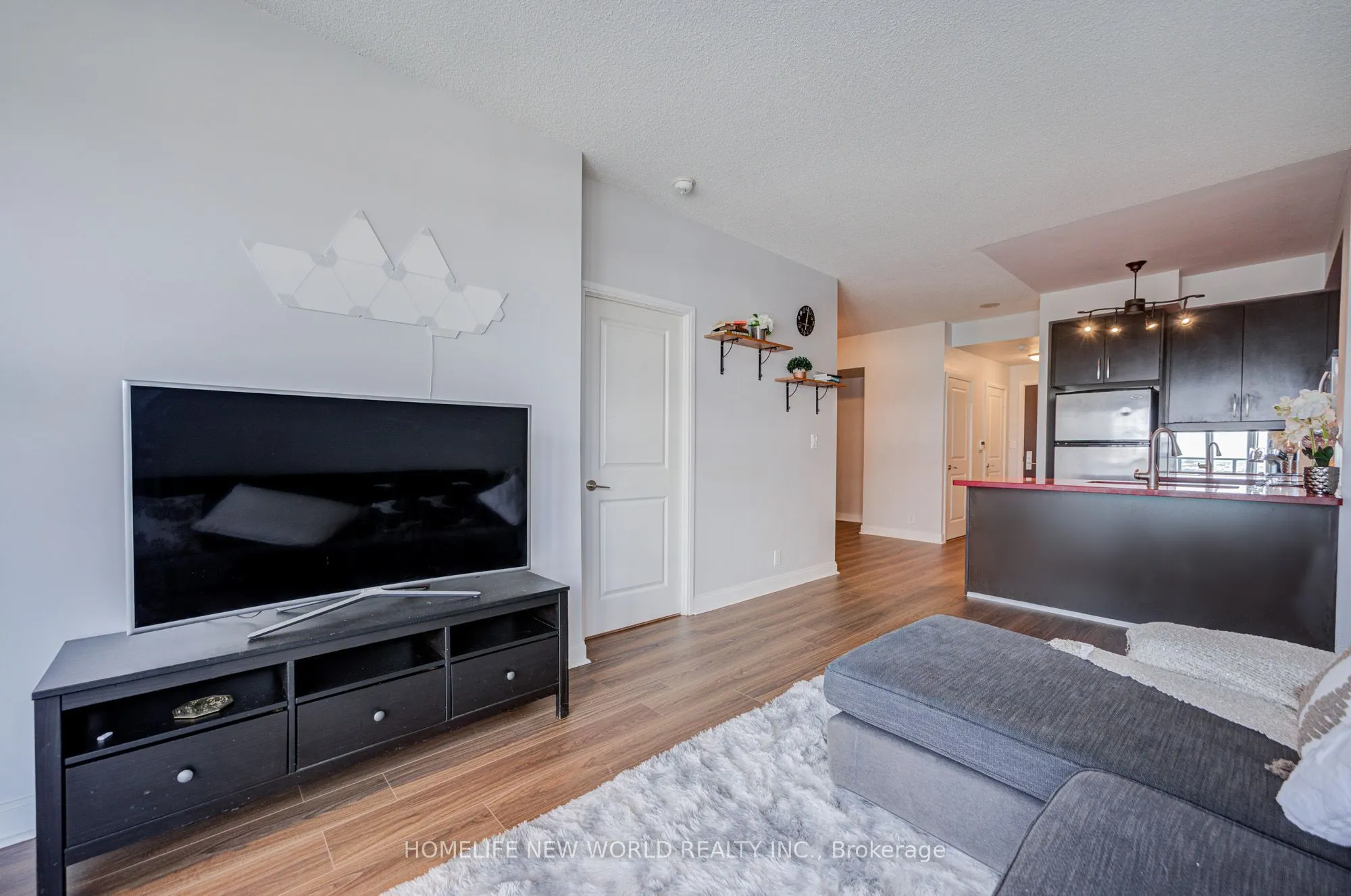 60 Absolute Avenue #4906