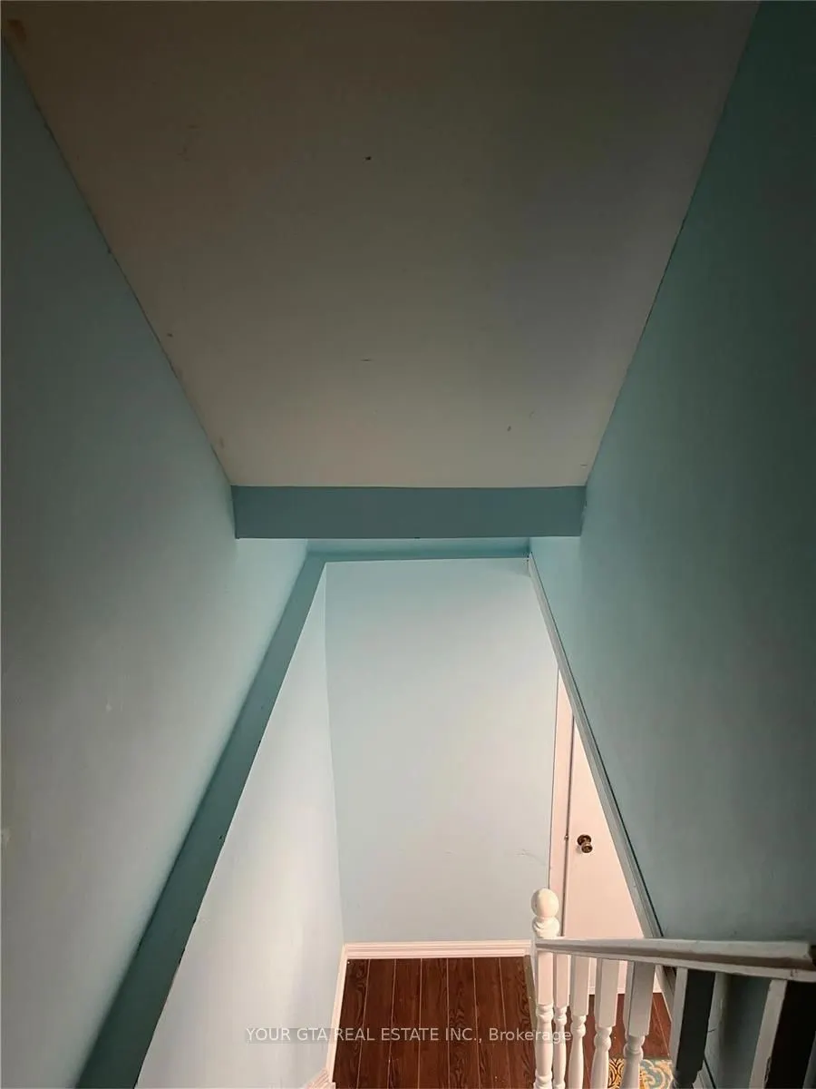 20 Luminous Court