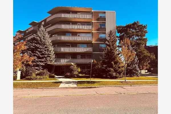 11 FONTENAY Court #105