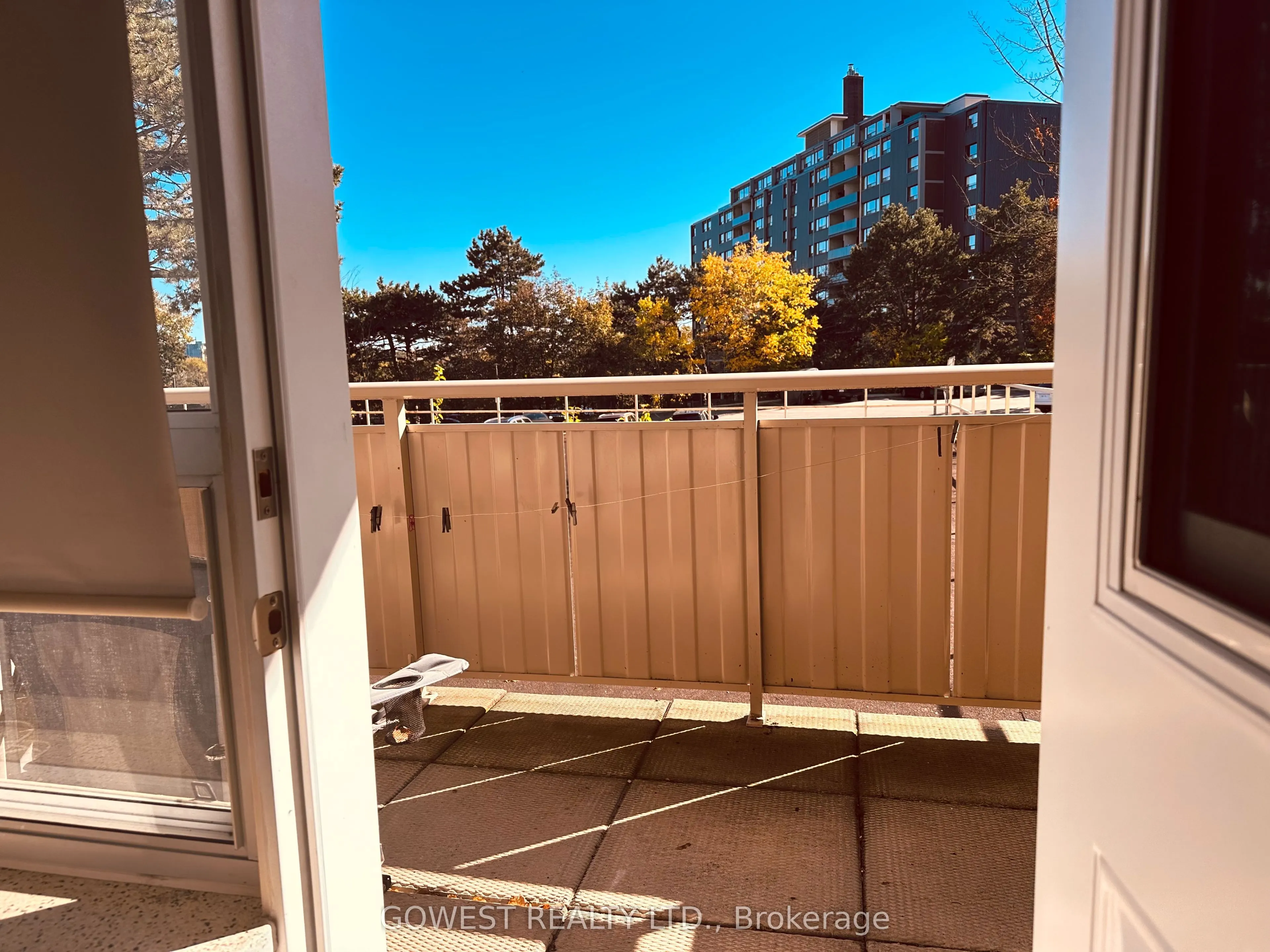 11 FONTENAY Court #105