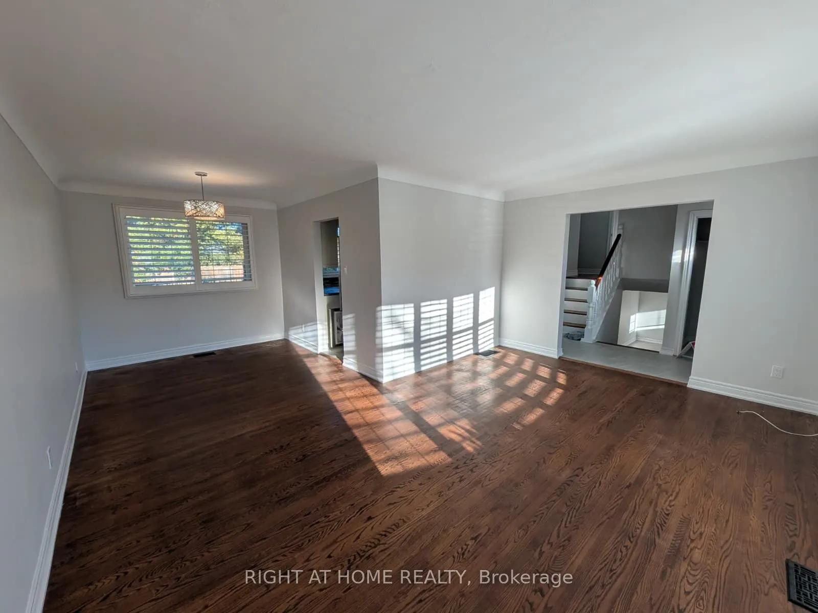 273 Kenwood Avenue
